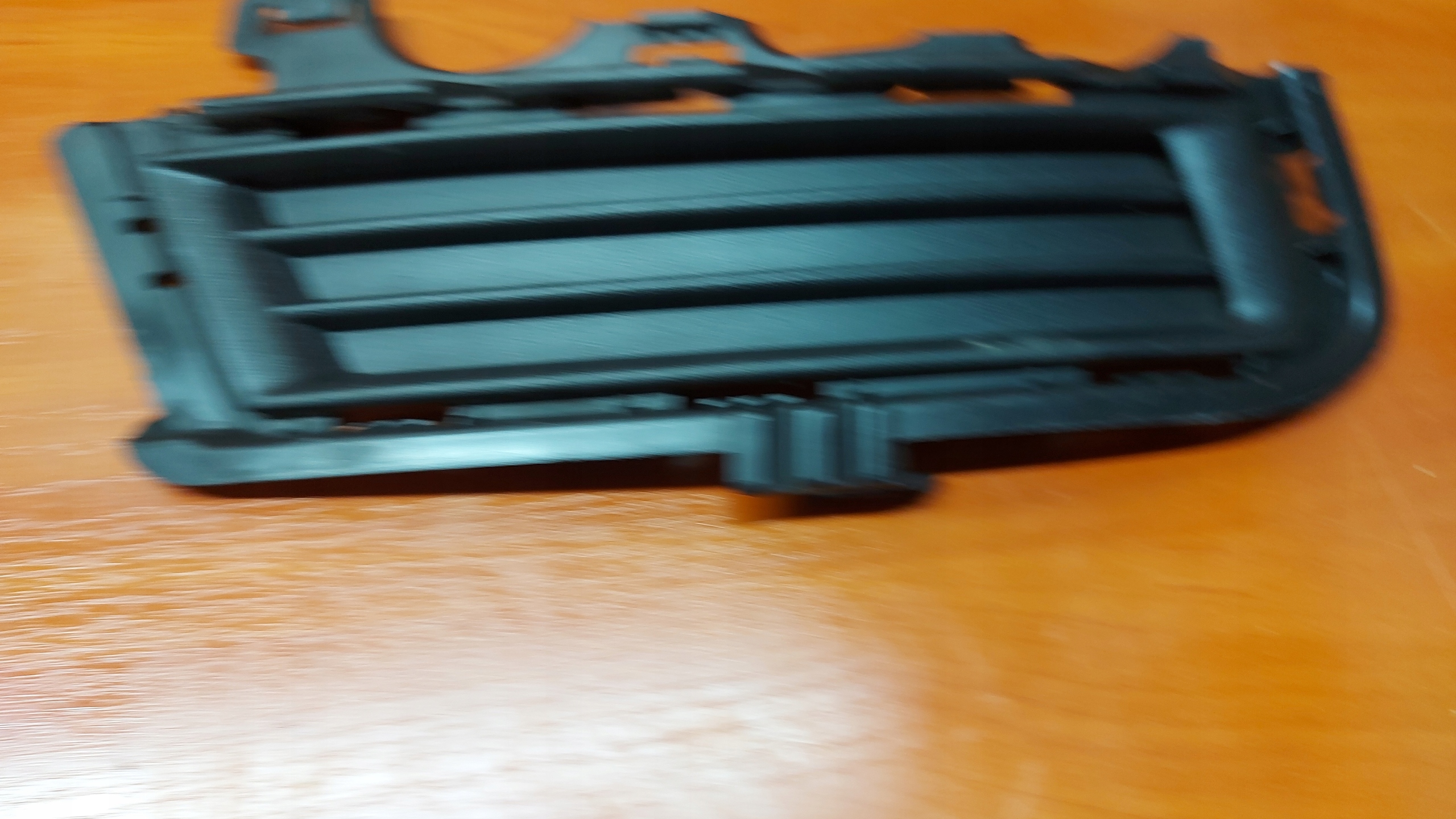grid moulding of a bumper right right front front VW GOLF VII 12-16