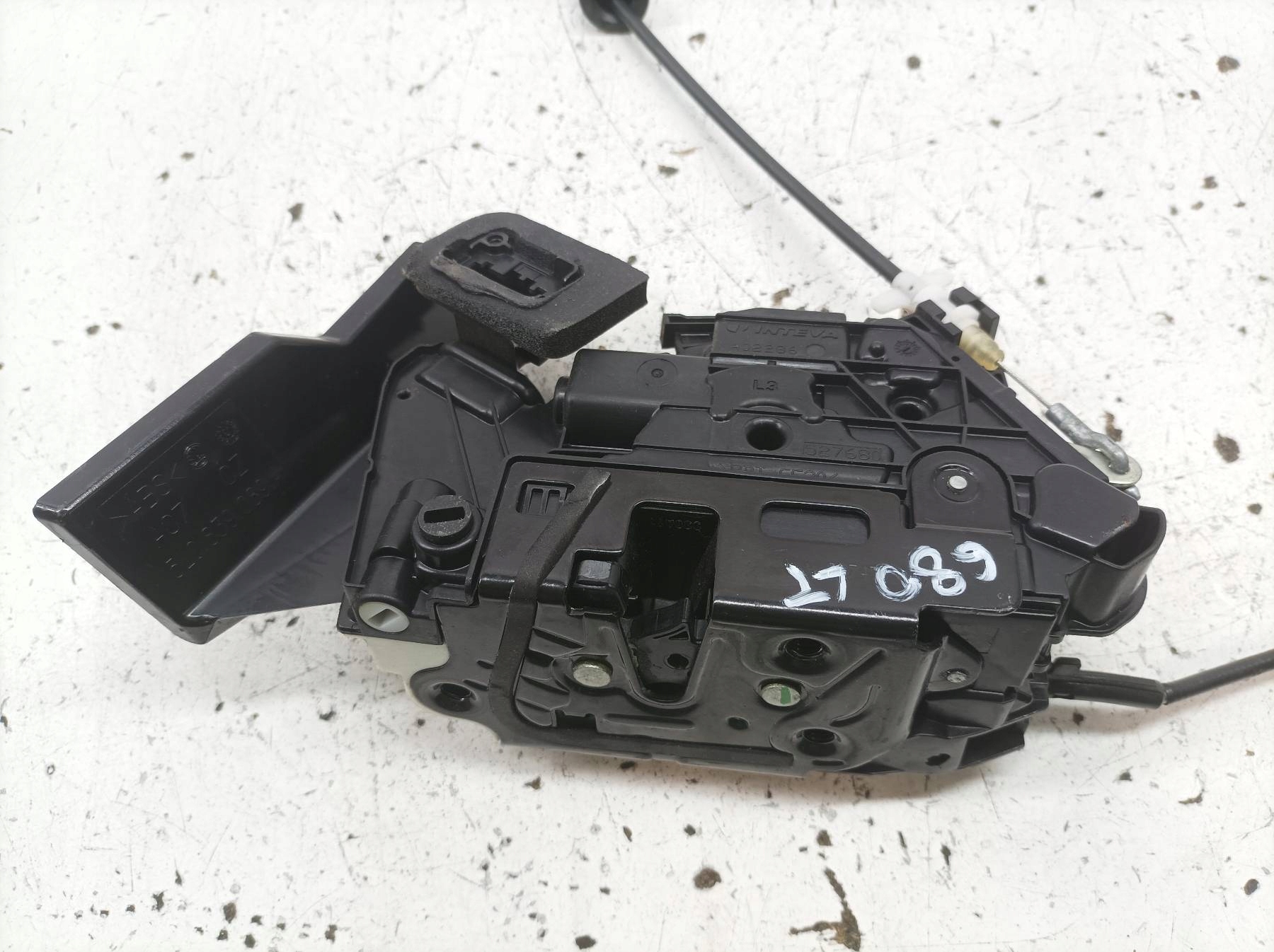 lock door rear part left 5E0839015 Skoda Yeti and (2009- )