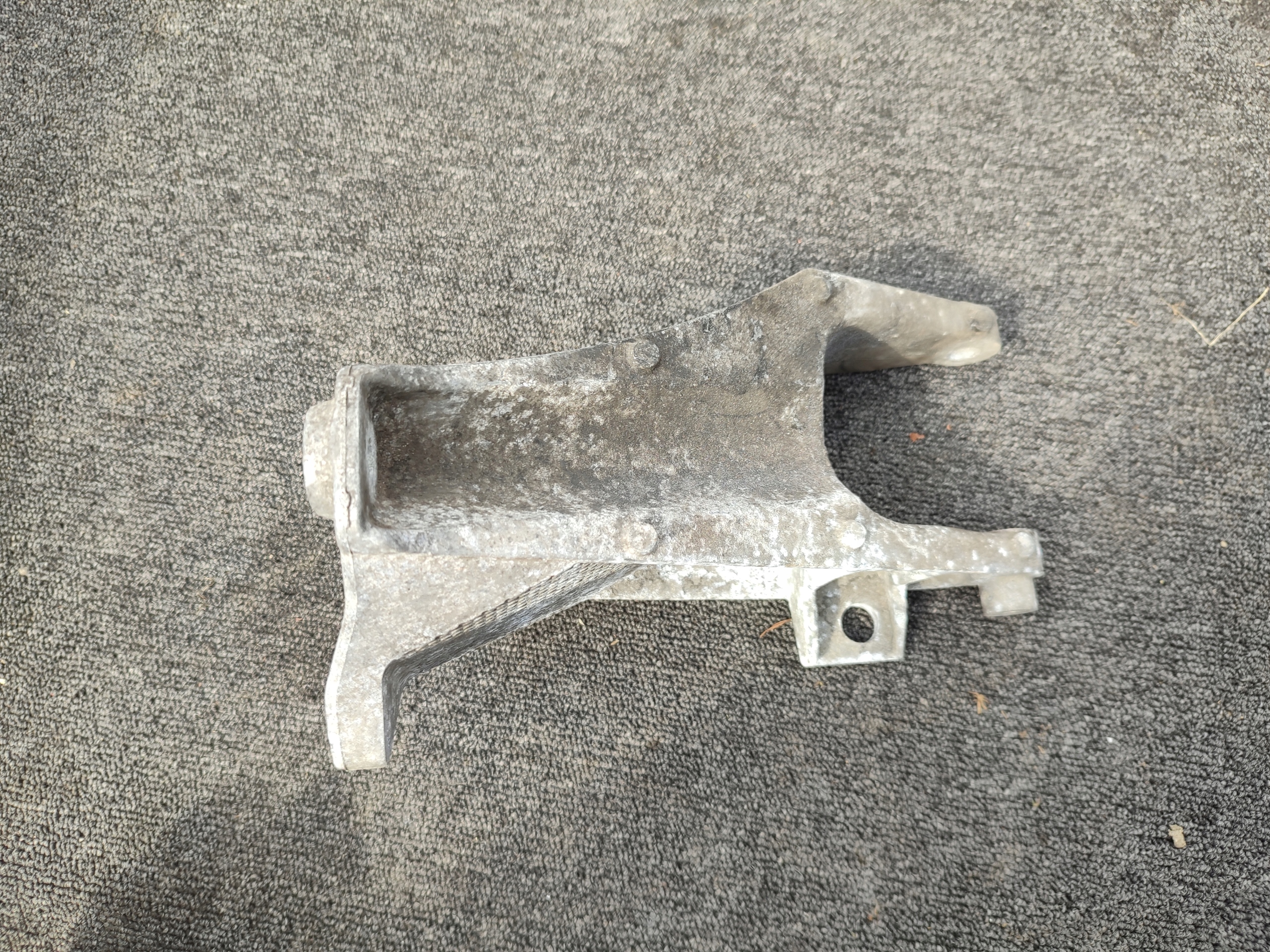 engine mount Volkswagen Transporter Caravelle T6 2.0 TDI 7E0199343