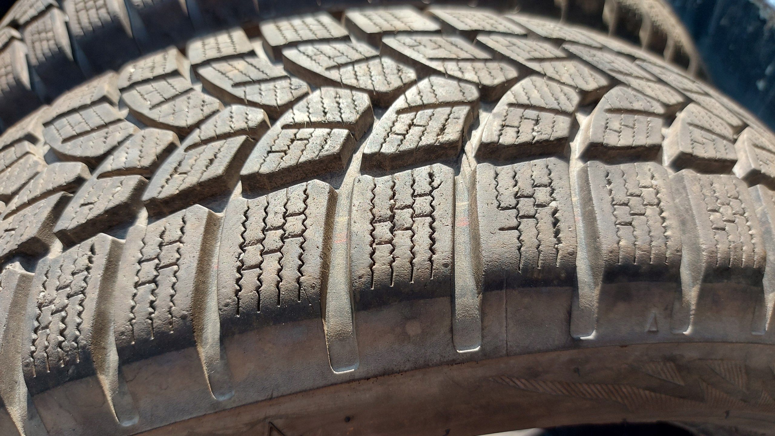 FIRESTONE WINTERHAWK 3 175/65R15 Reifen Winter- 6,5mm