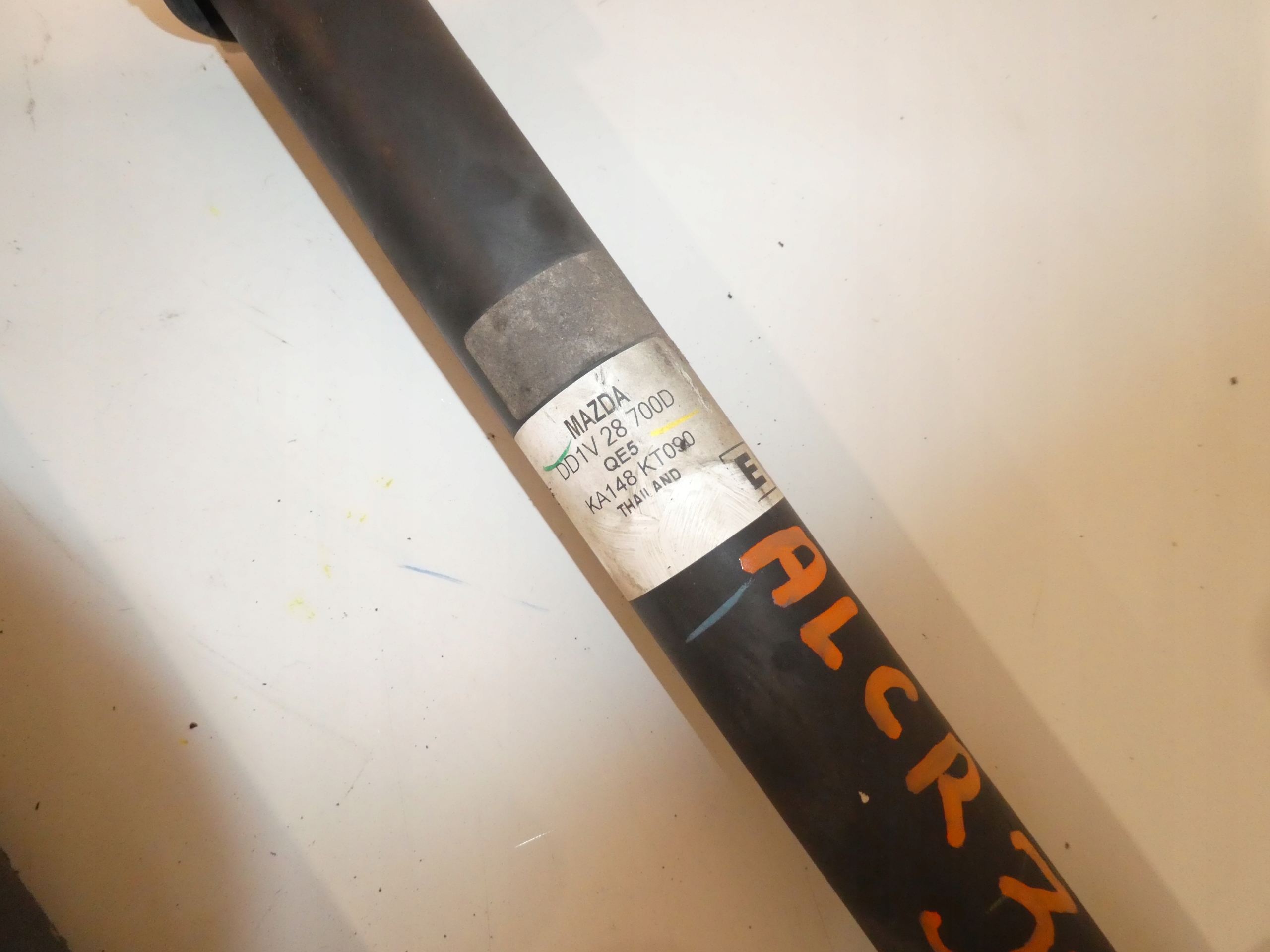 STOSSDÄMPFER HECK HINTEN L/P MAZDA CX-3 DD1V28700D