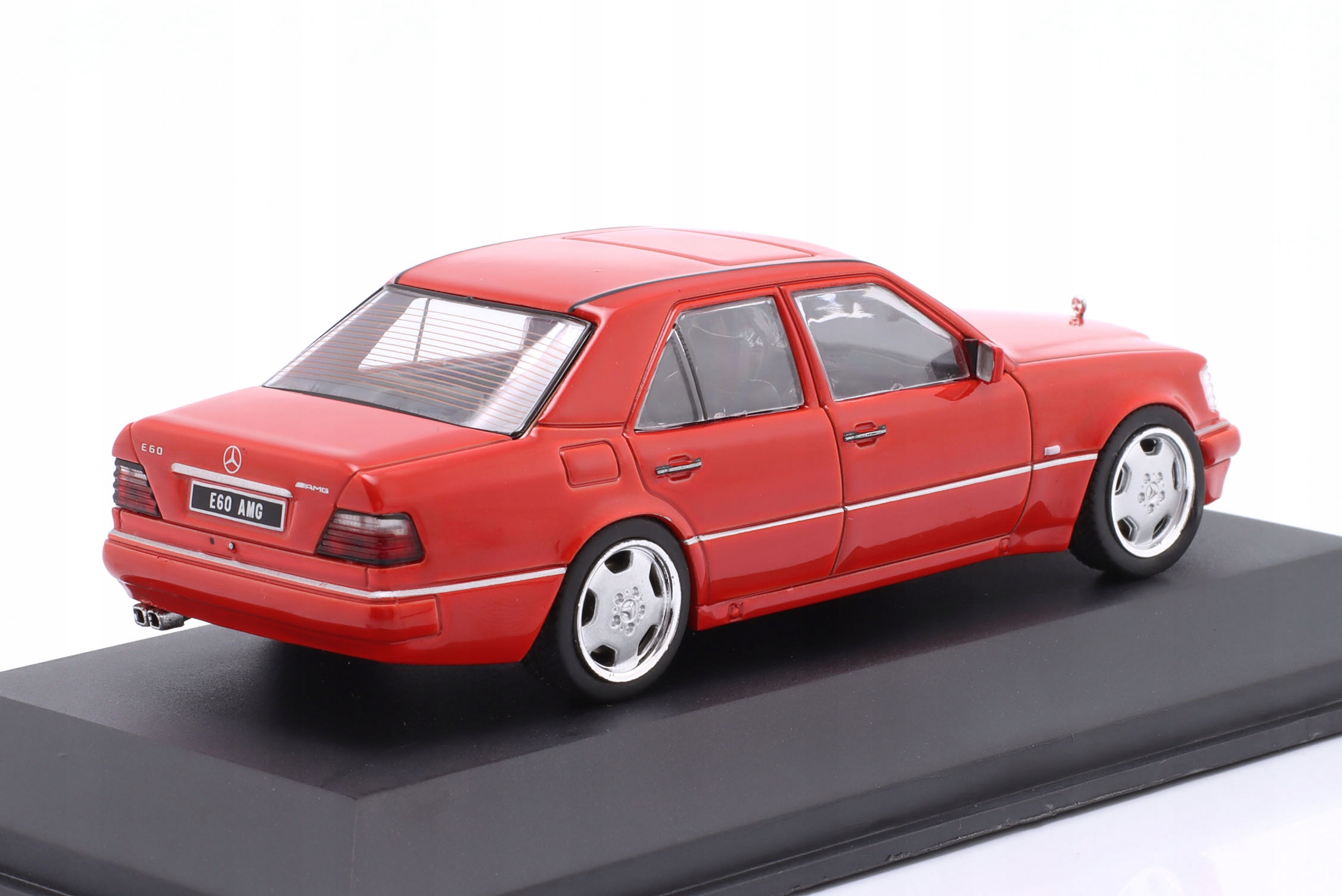 SOLIDO MERCEDES-BENZ E60 AMG (W124) E500 Signal Red 1:43 Marka Solido