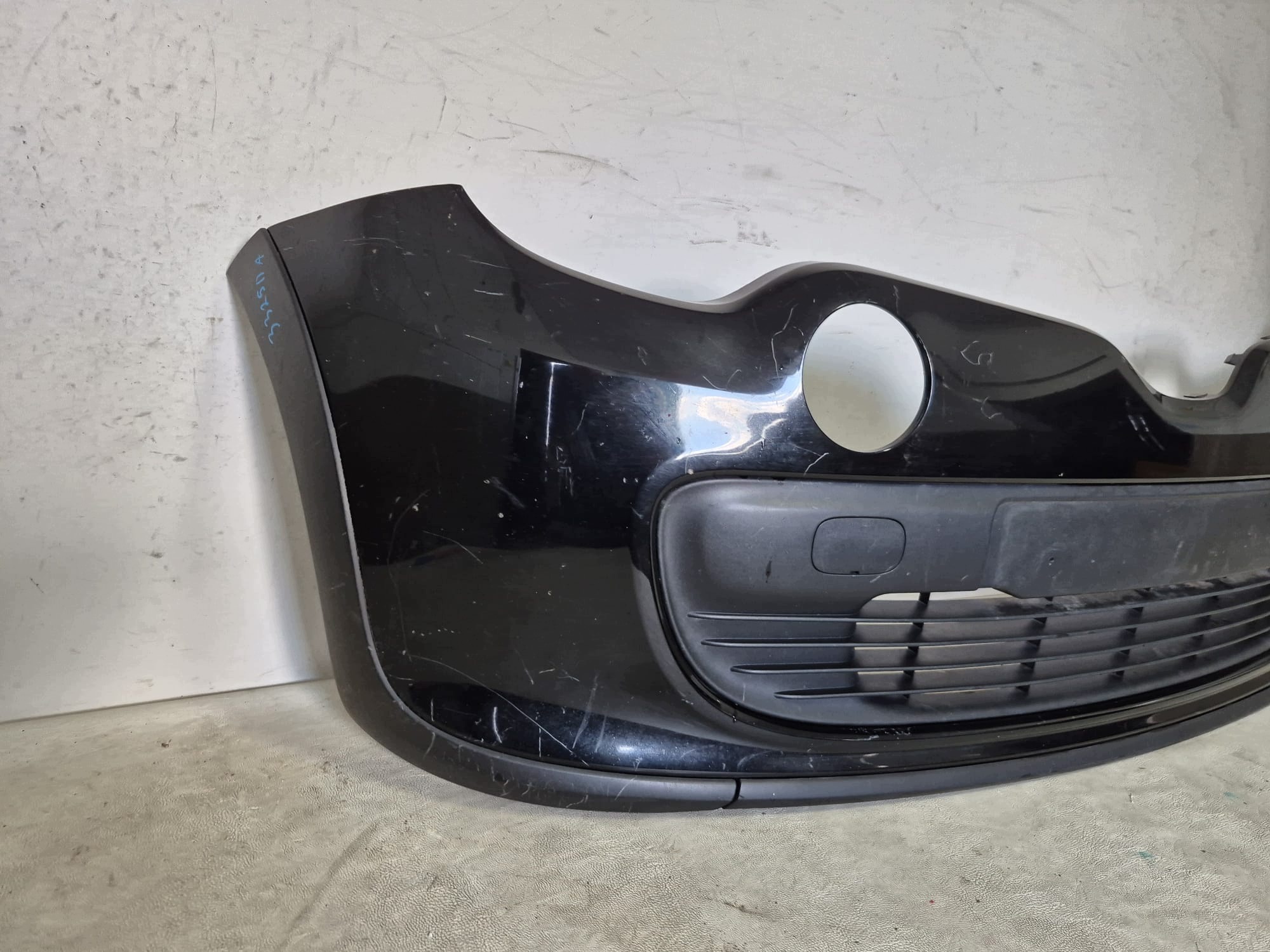 RENAULT TWINGO III 3 14-18 bumper front front 620224441R