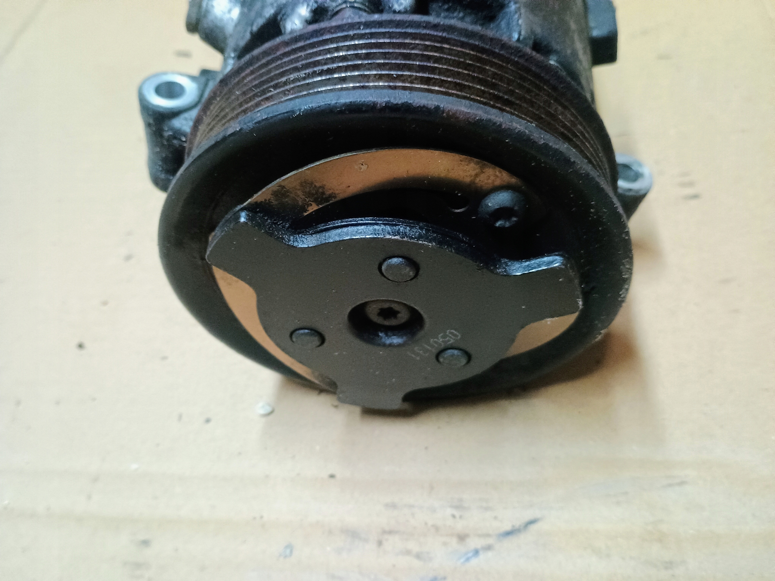kompresor klimatizaci 6915380 BMW E90