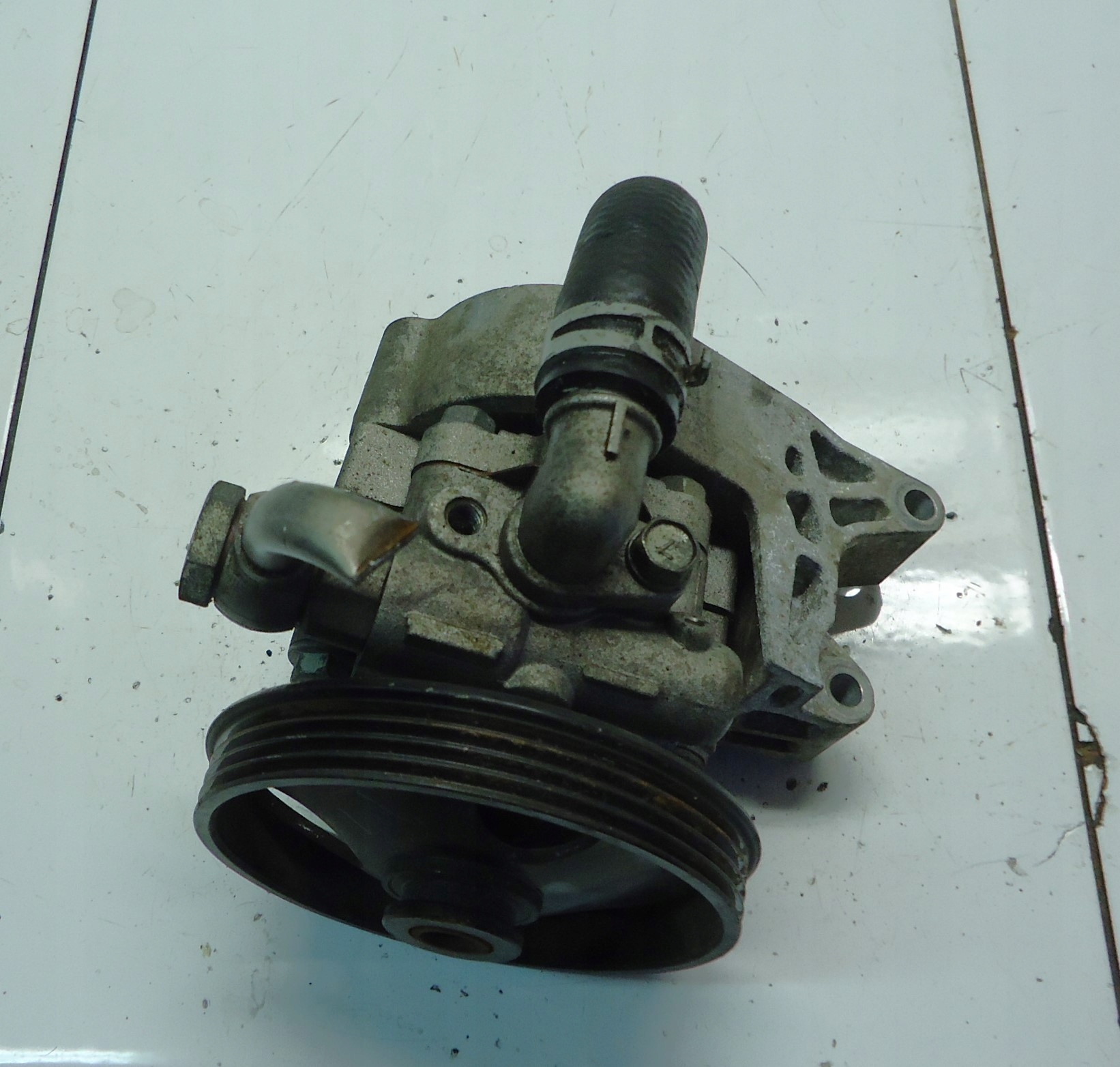 OPEL INSIGNIA A 1.8 16V A18XER servo pump 13309333