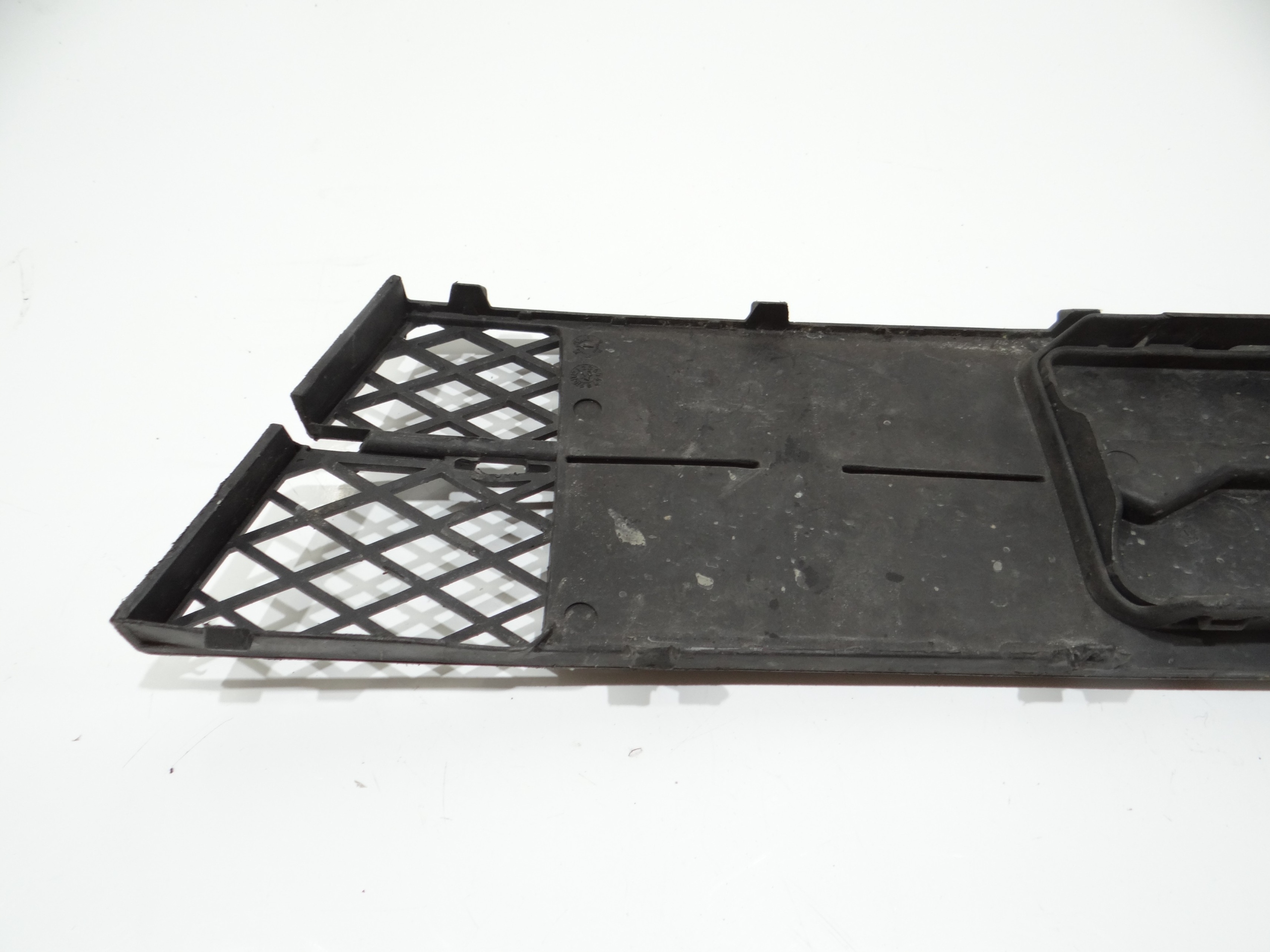 griglia Paraurti Destro BMW E60 7178100