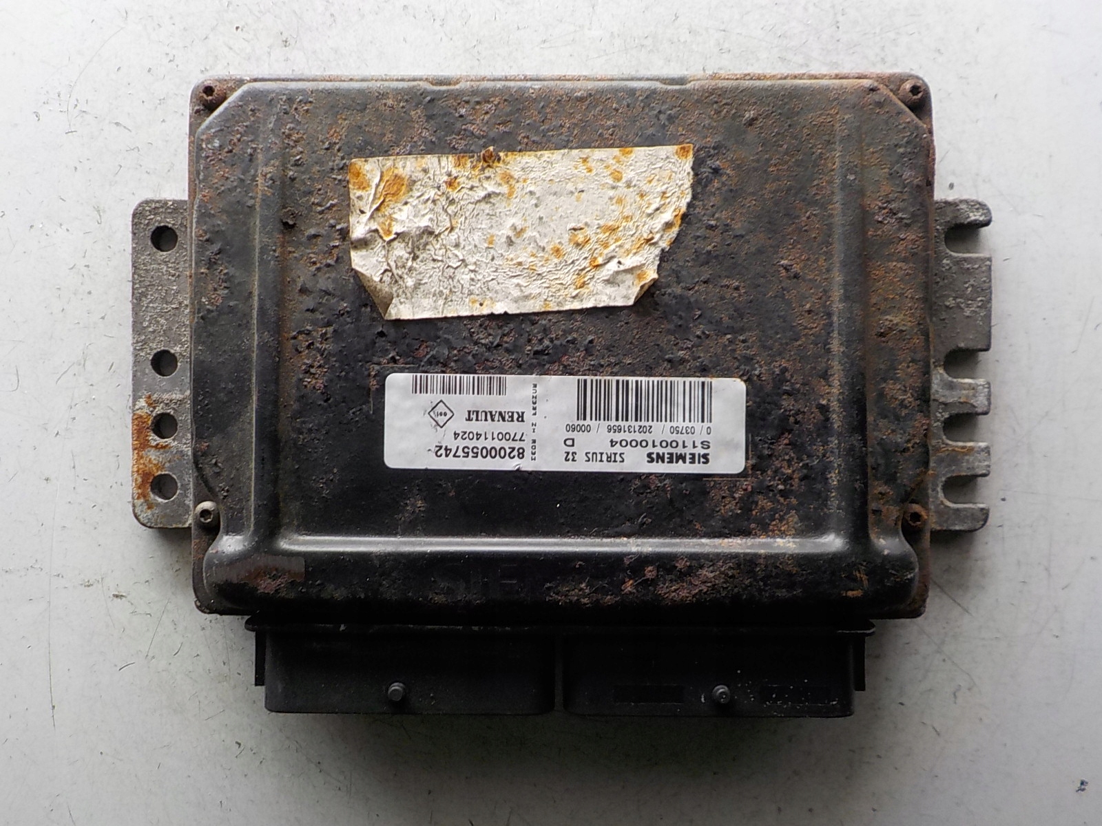 RENAULT computer Centralina S110010004D 8200055742