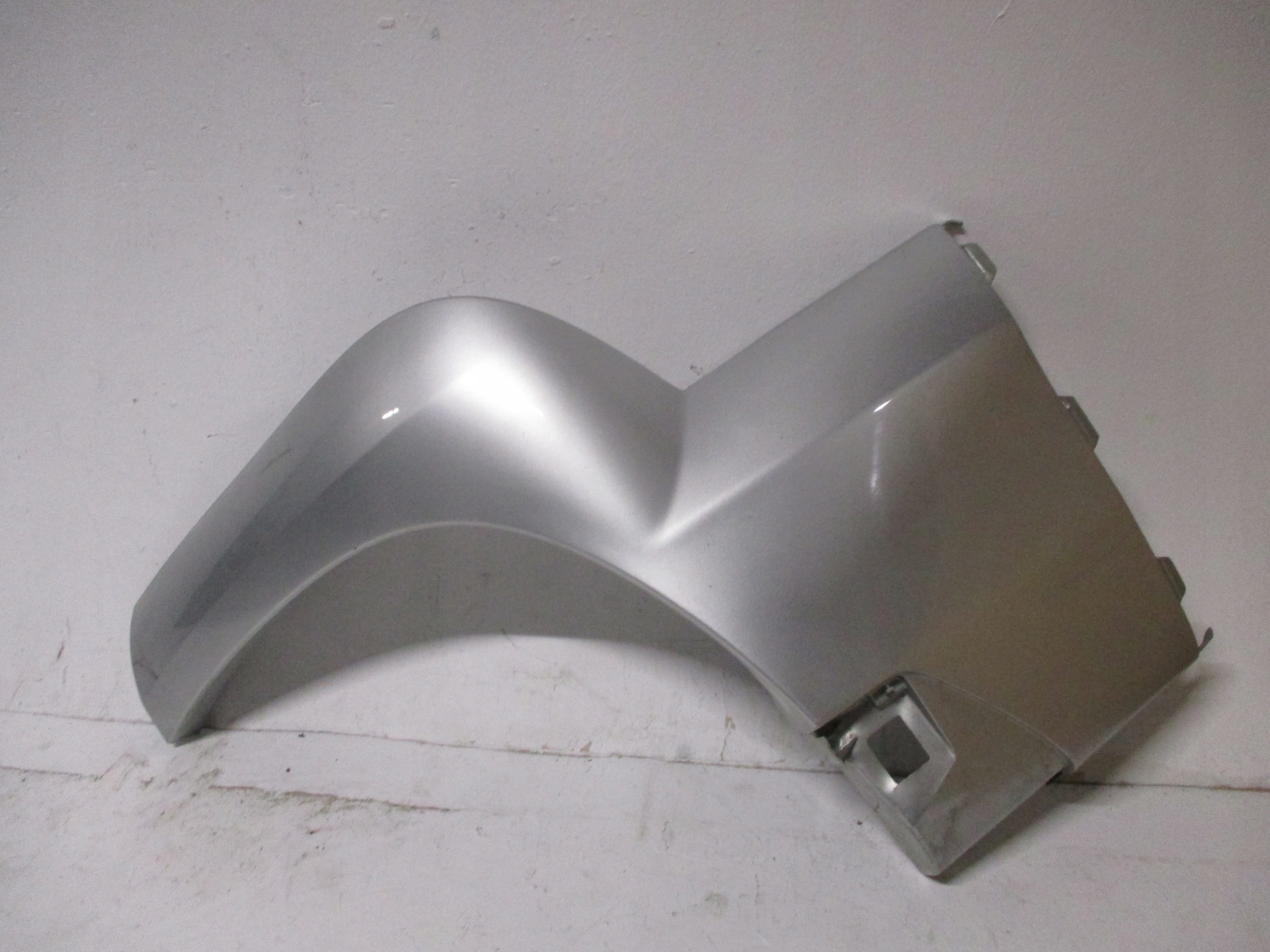 modanatura parafango sinistra Toyota Land Cruiser 7565460901