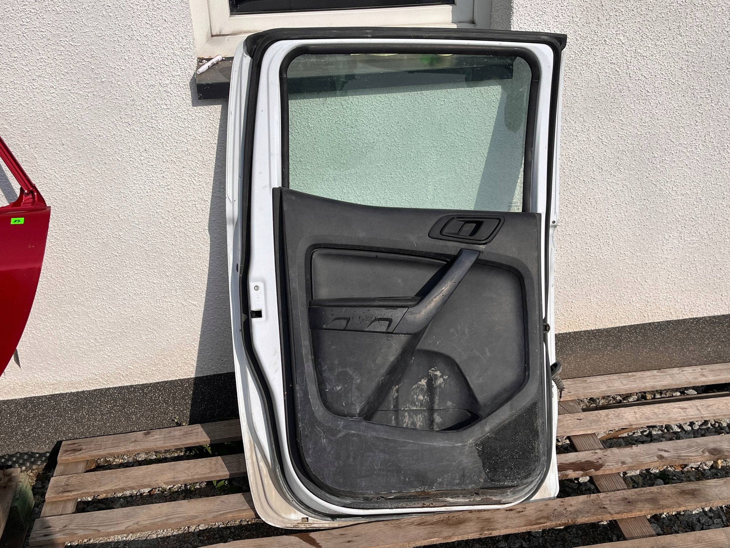 door rear. left side VOLKSWAGEN AMAROK FORD RANGER @M