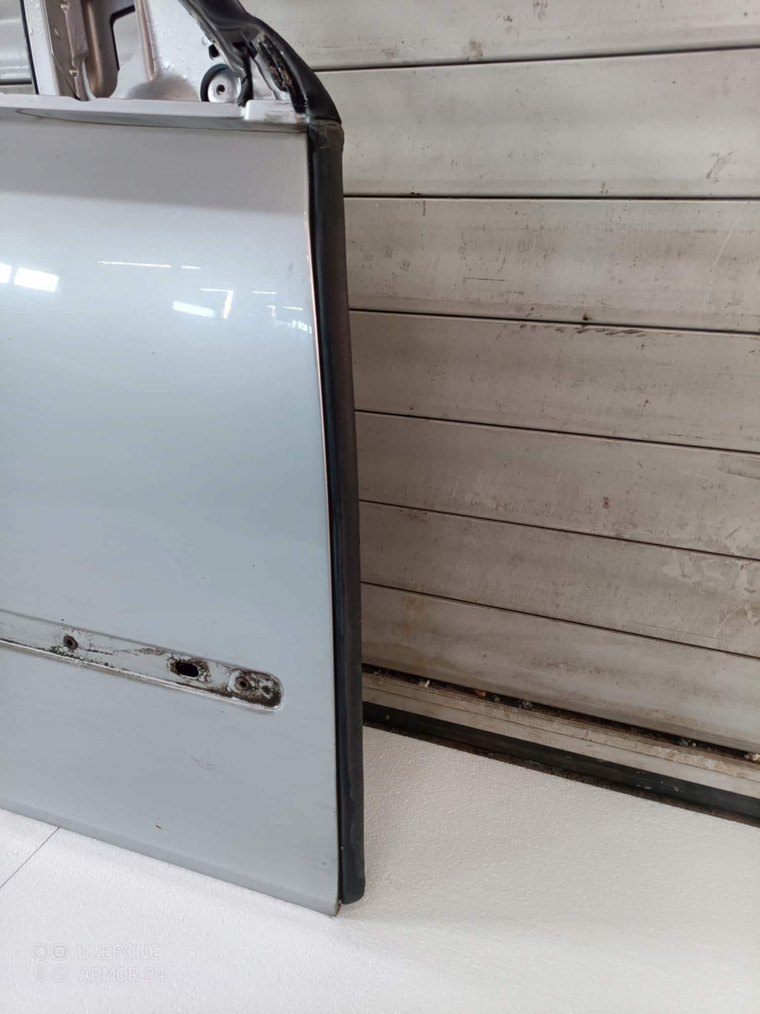 door right front 02-07 saab 9-3 silver colour 268