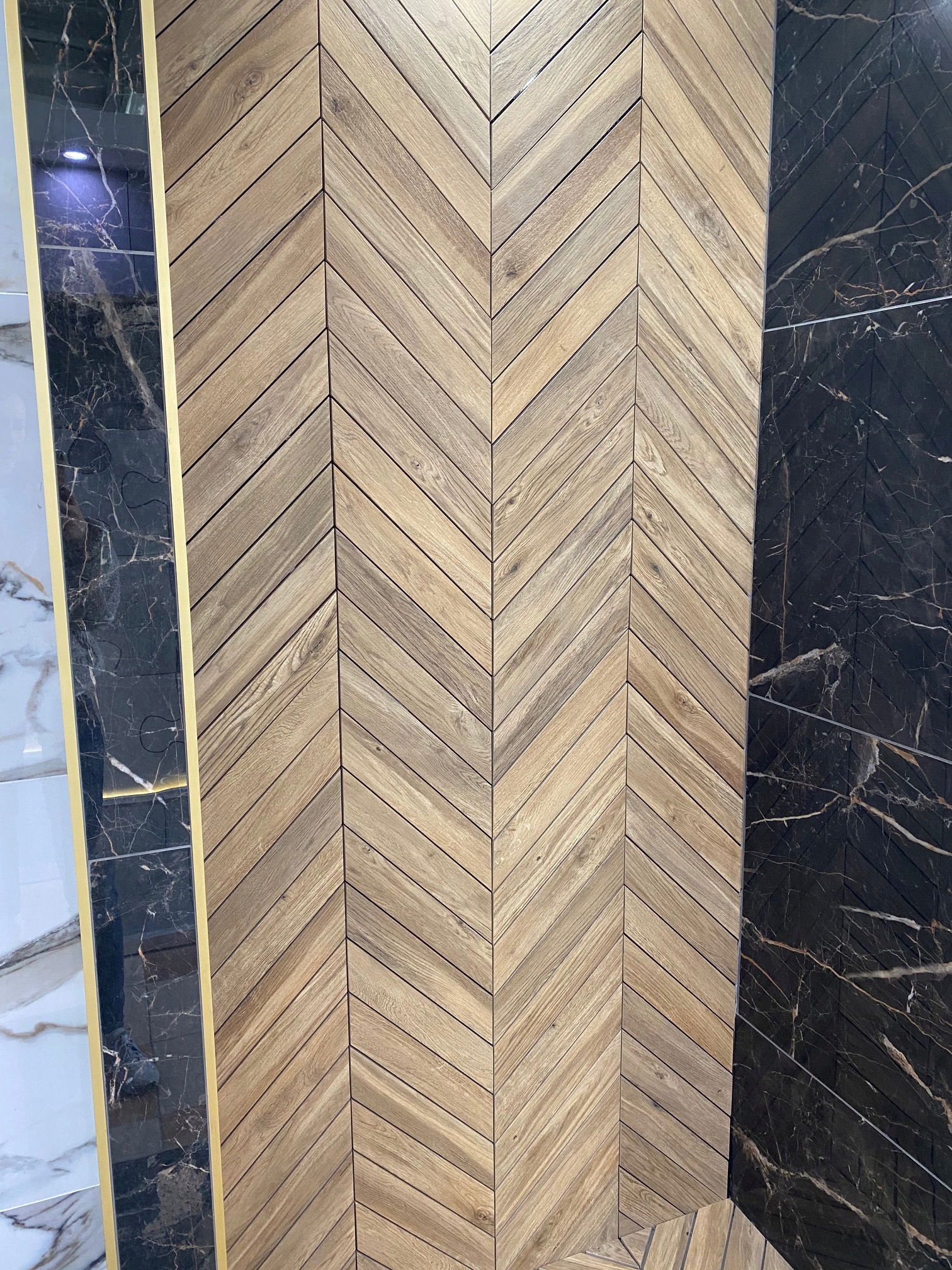 Płytki JODEŁKA FRANCUSKA drewno CHEVRON 64x9 Marka Cerrad