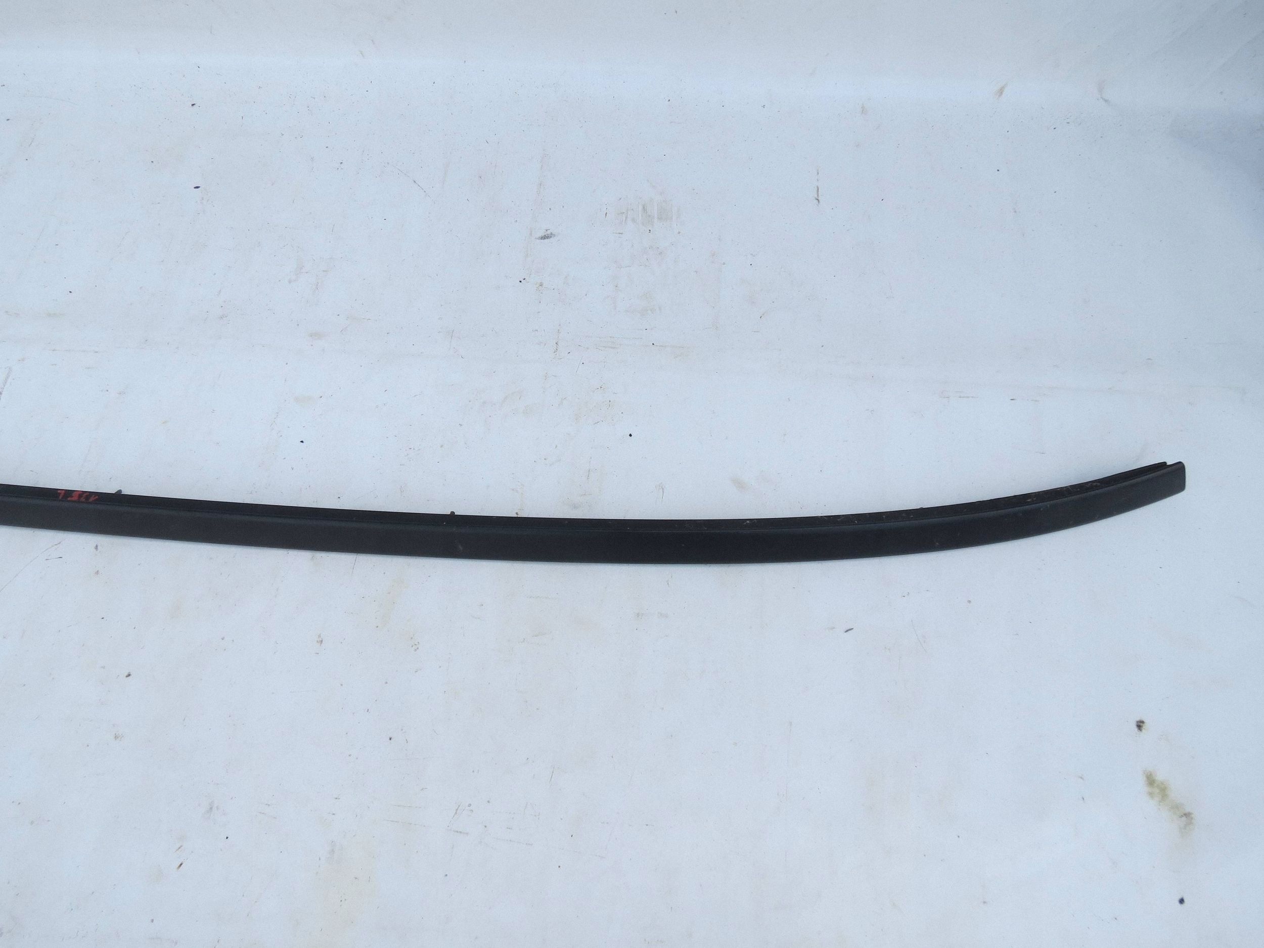 Dachreling dach links VOLVO V60 2.0 D 120KM 31378462