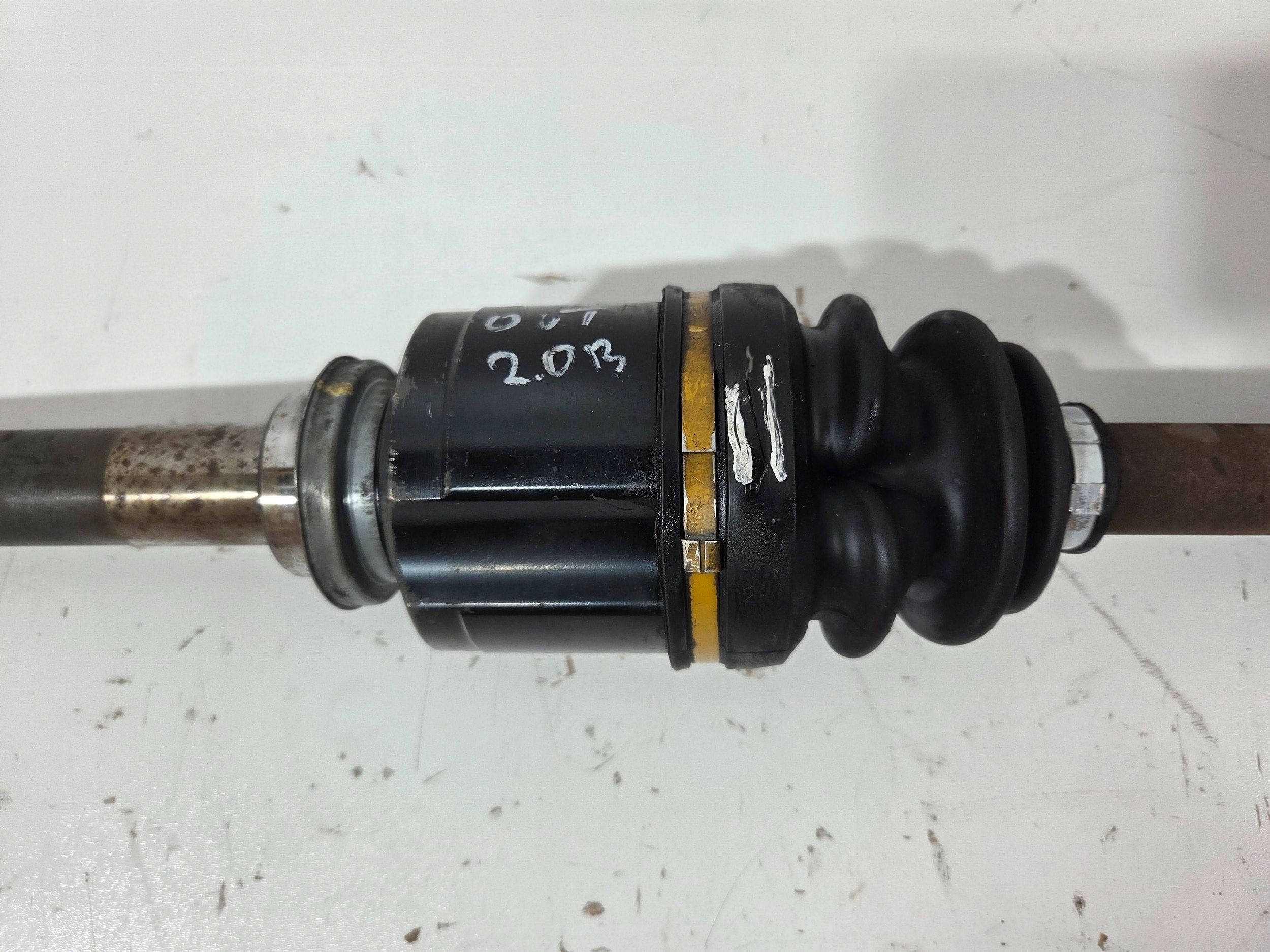 Mitsubishi Outlander III 2,0 B AWD semi-axis front right 3815A306 (P725)