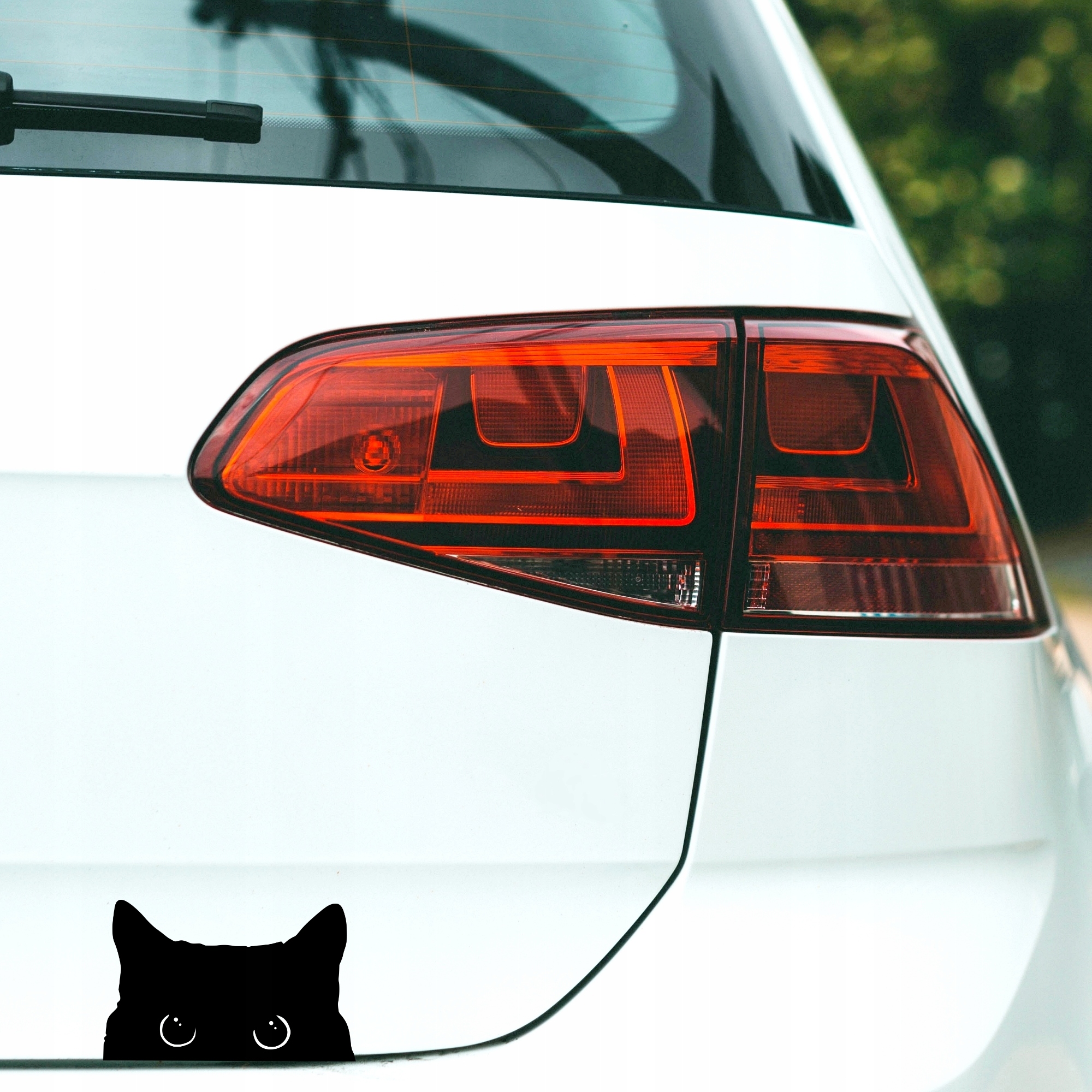 Naklejka KOT PATRZY na Samochód Szybę - Śmieszny wzór dla Właścicieli Kotów EAN (GTIN) 5905601204039