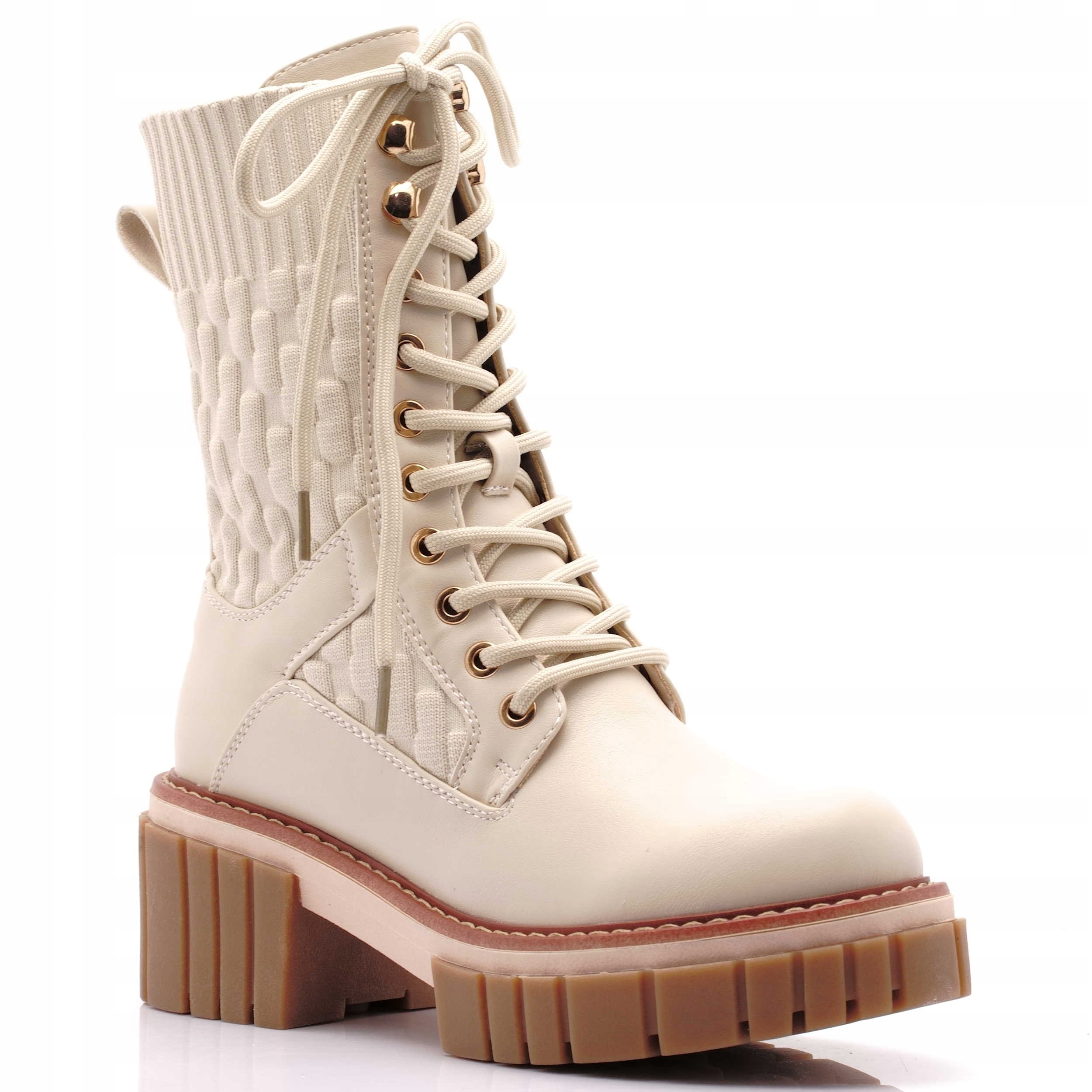 

Evento Damskie Trapery Botki 22BT35-5213 38