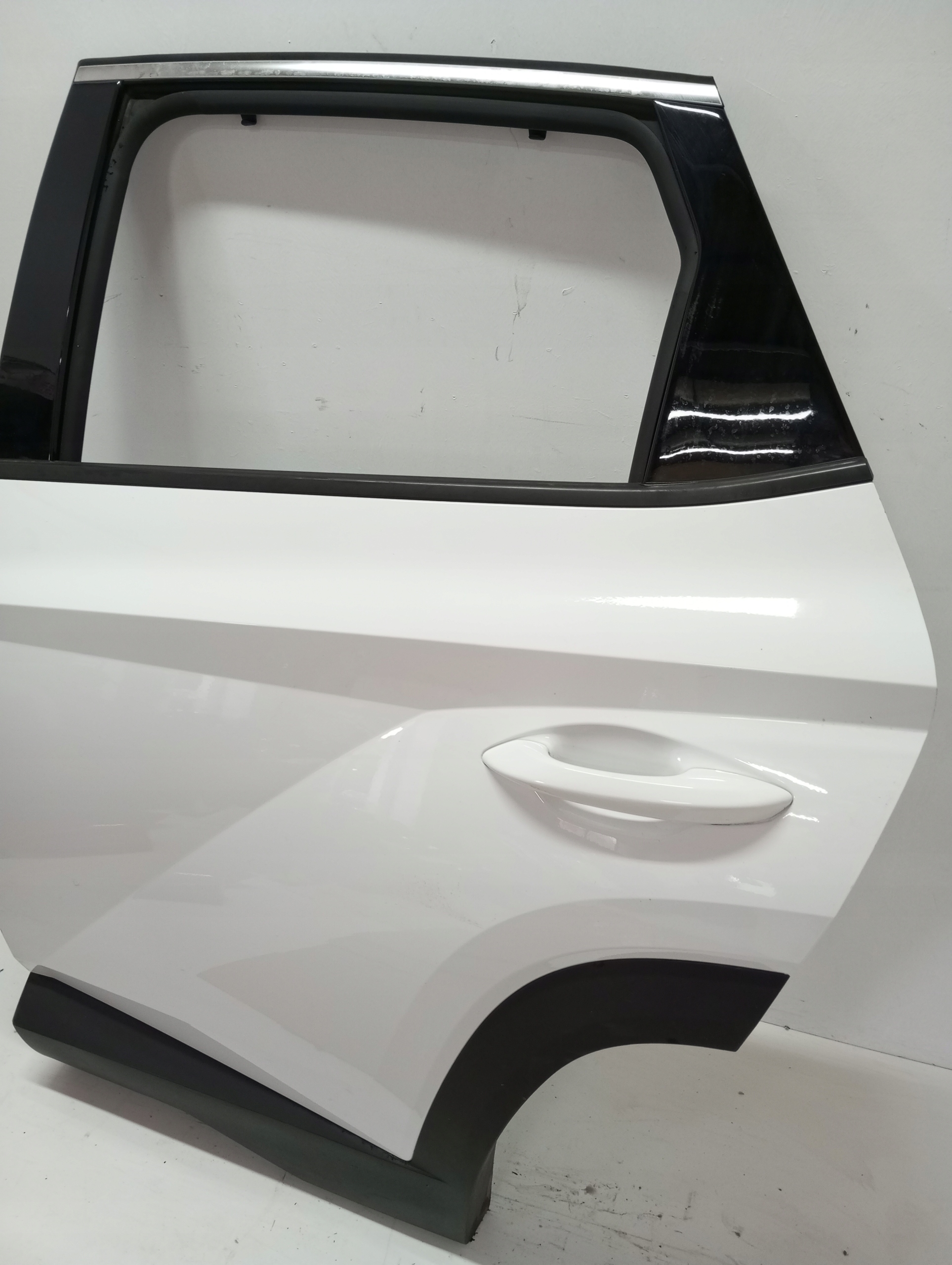 door HYUNDAI TUCSON IV 20r left rear.