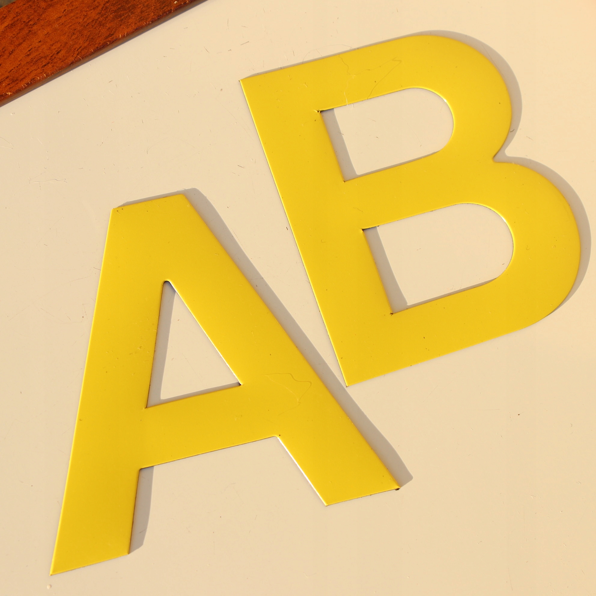 Żółte litery Magnetyczne, 8 cm WIELKI alfabet