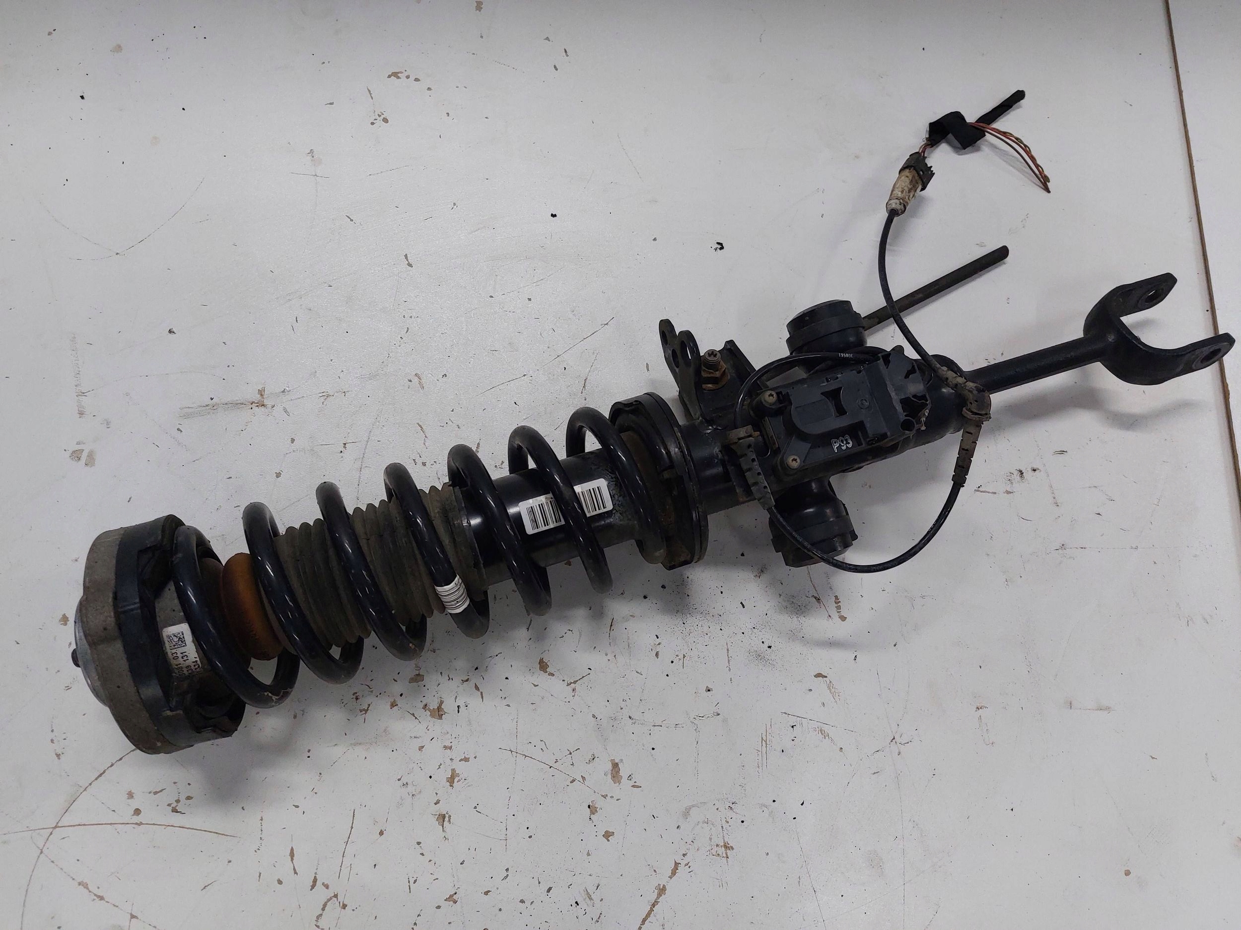 BMW 5 GT F07 shock absorber right front EDC 6796932