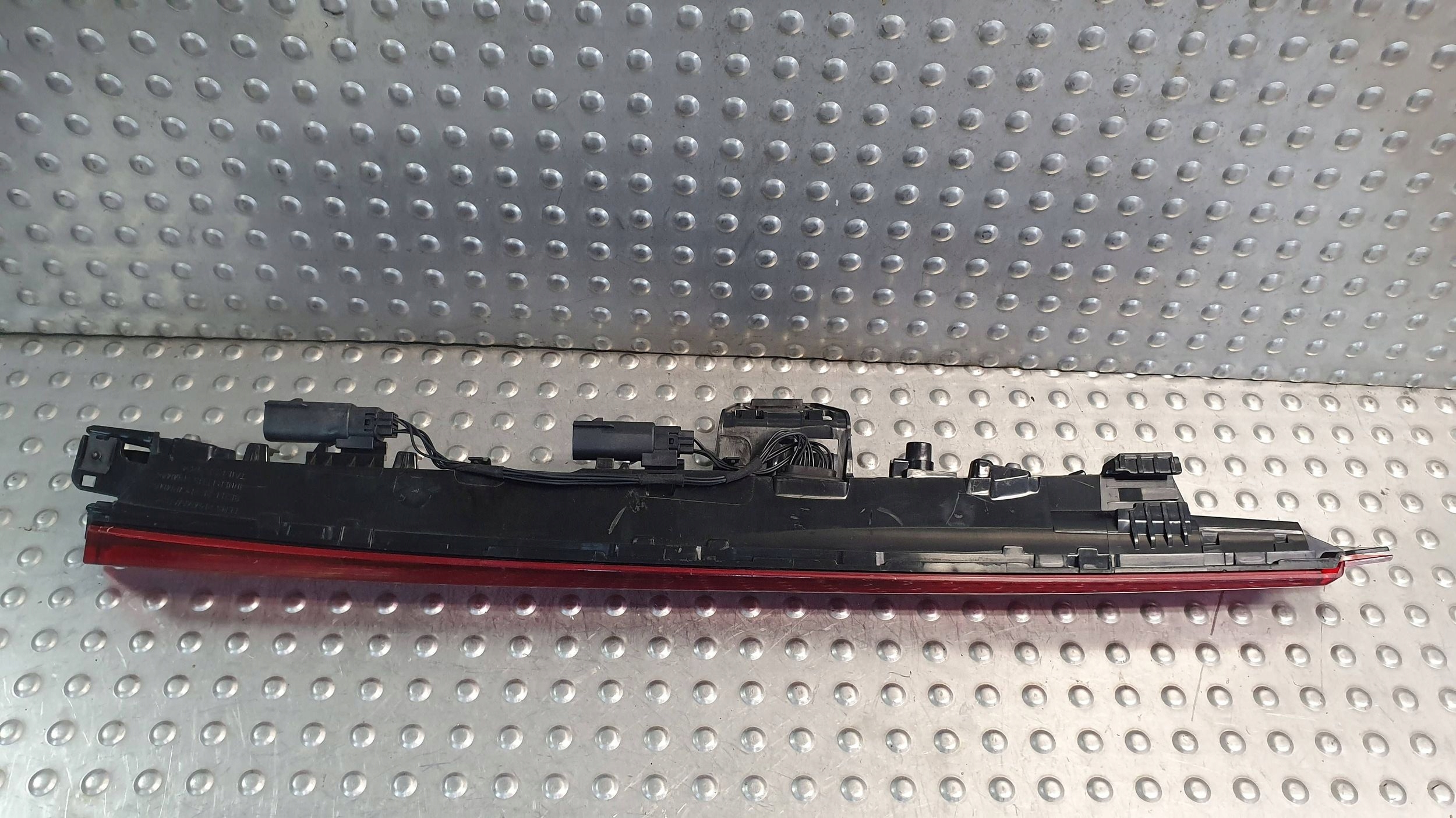 light rear part left VOLVO C40 21- 32133820