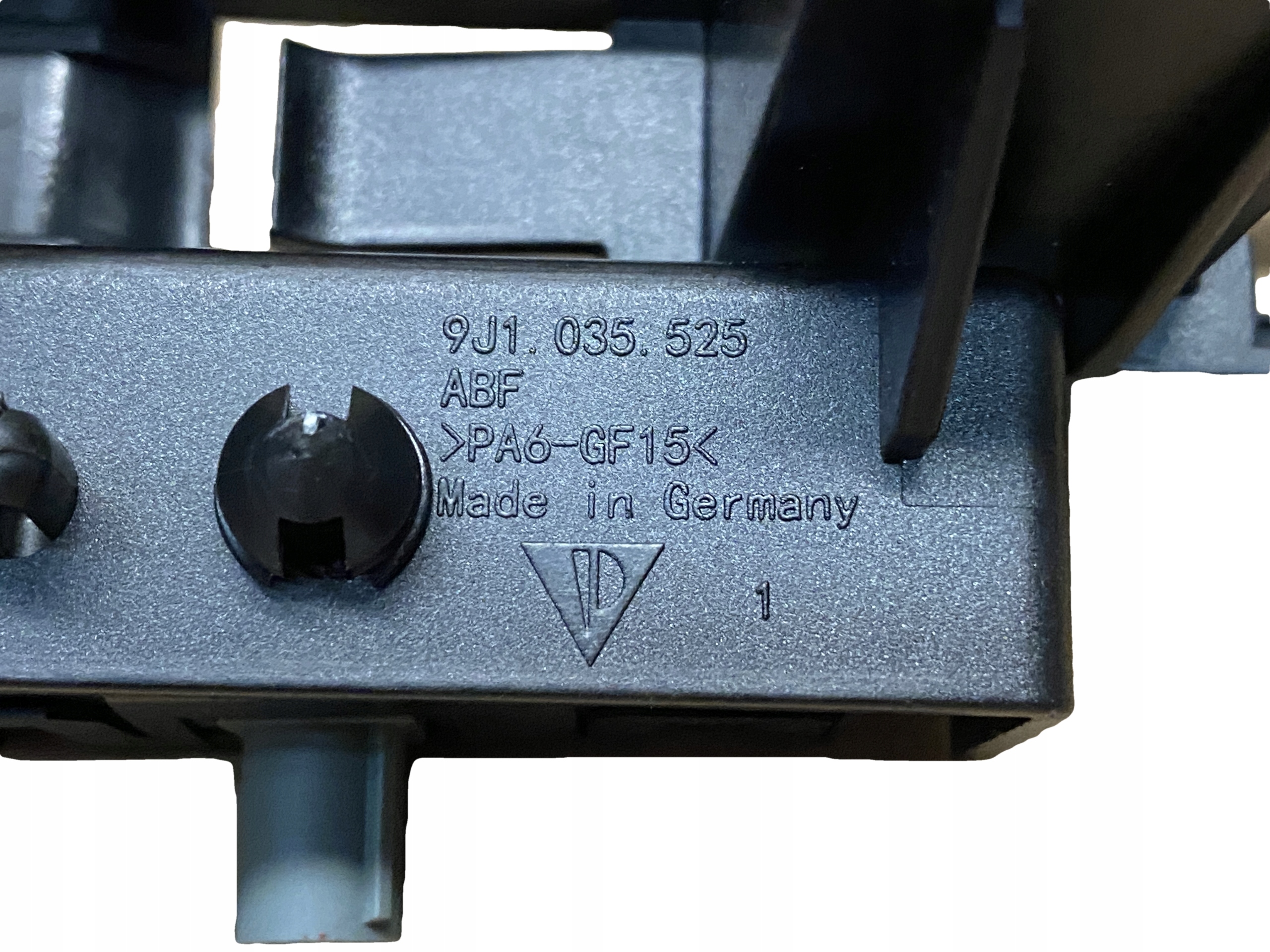 AUDI ETRON GT Antenne WLAN 5B4035510