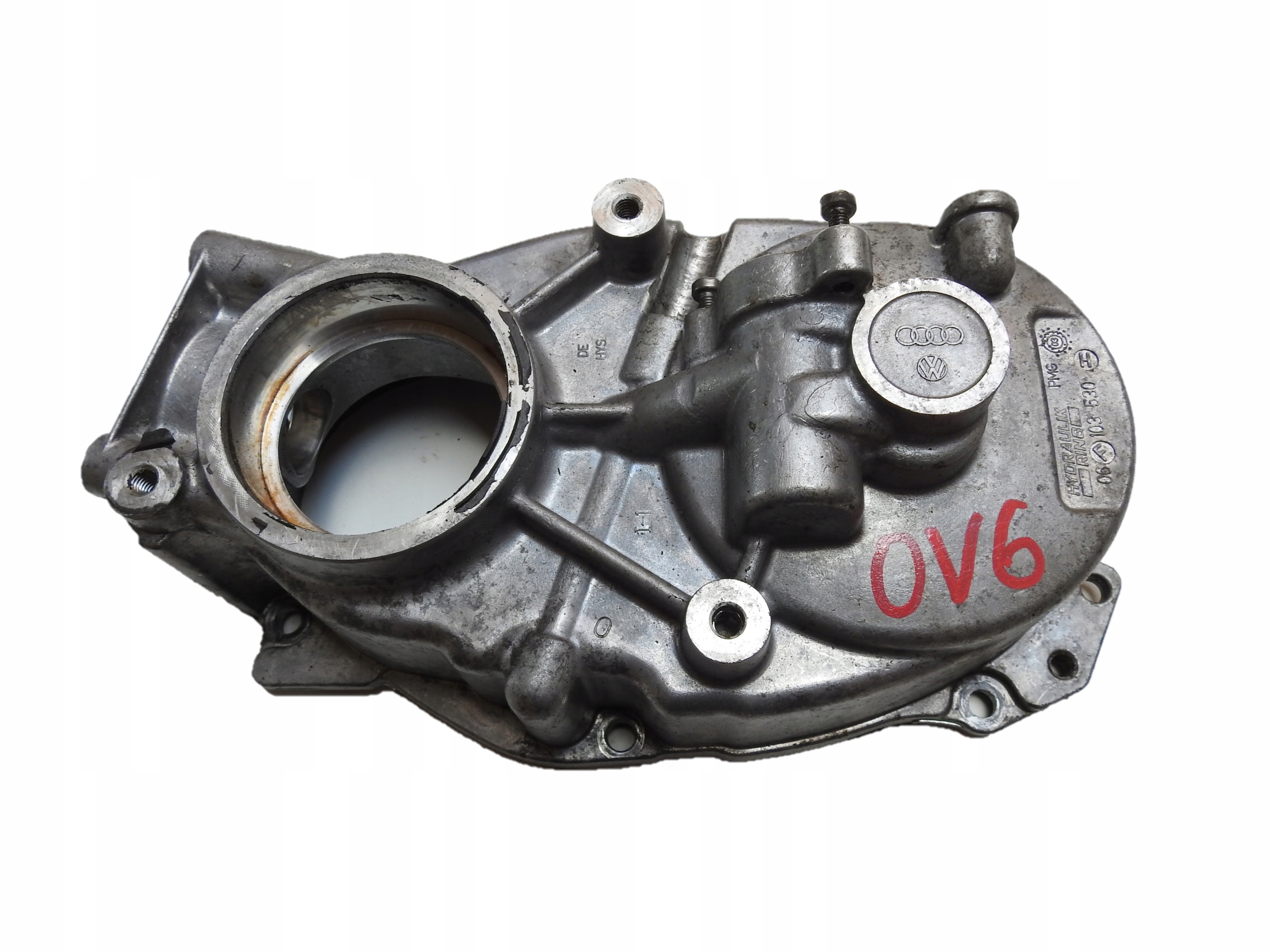 OV6 КОРПУС ВАКУУМНОГО НАСОСА AUDI 2.0 TFSI 06F103530H