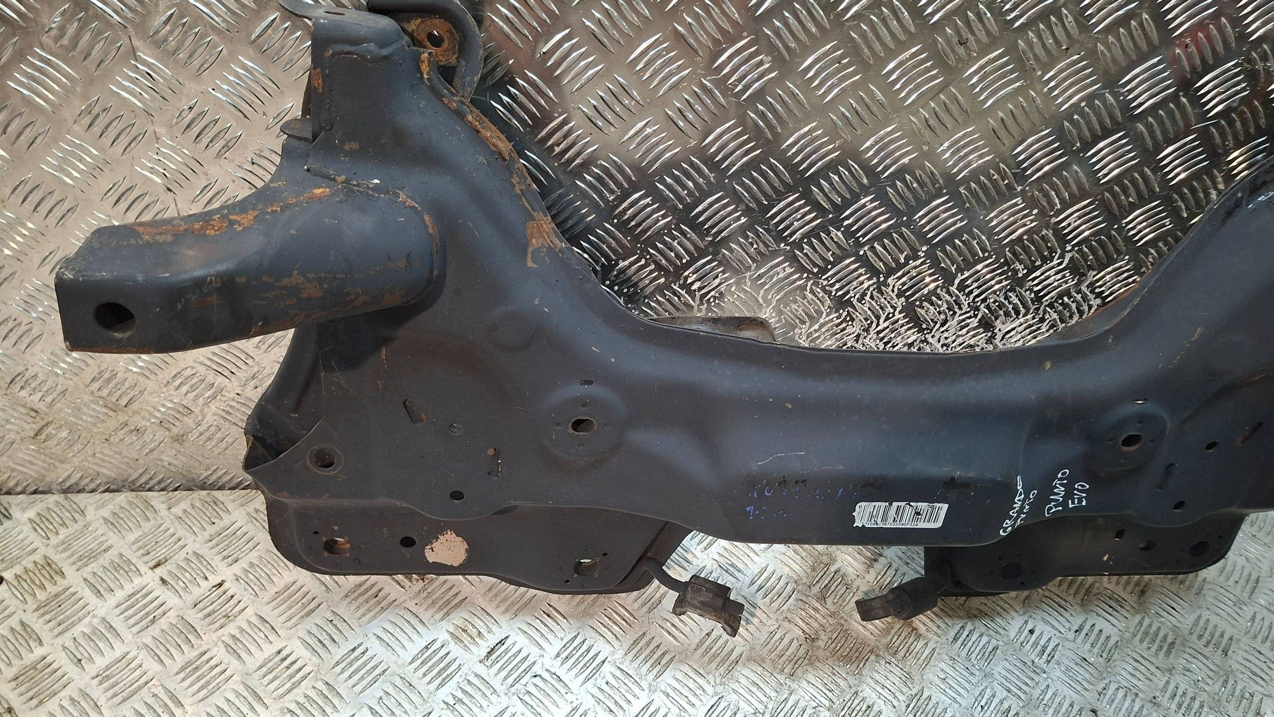 axle beam front FIAT GRANDE PUNTO EVO 1.3 MJET 2006