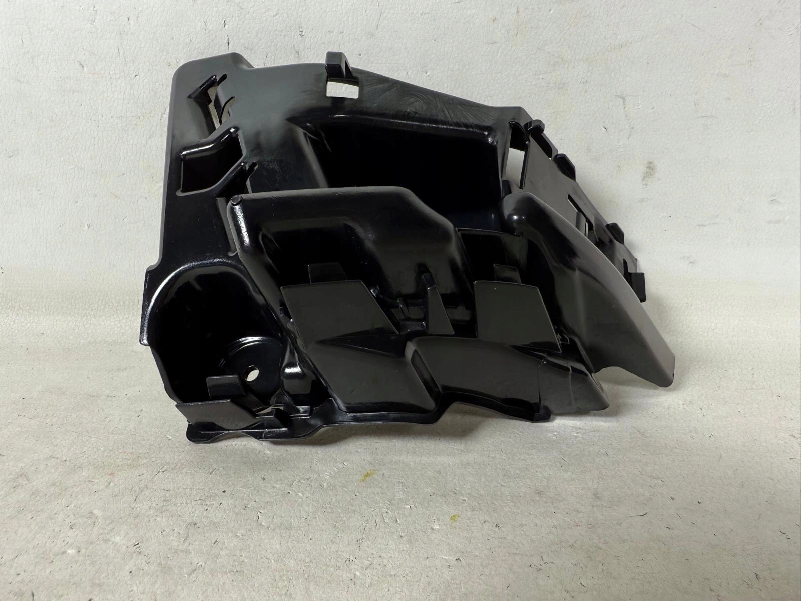 Seat Leon IV bumper bracket holder rear part 5FE807377A