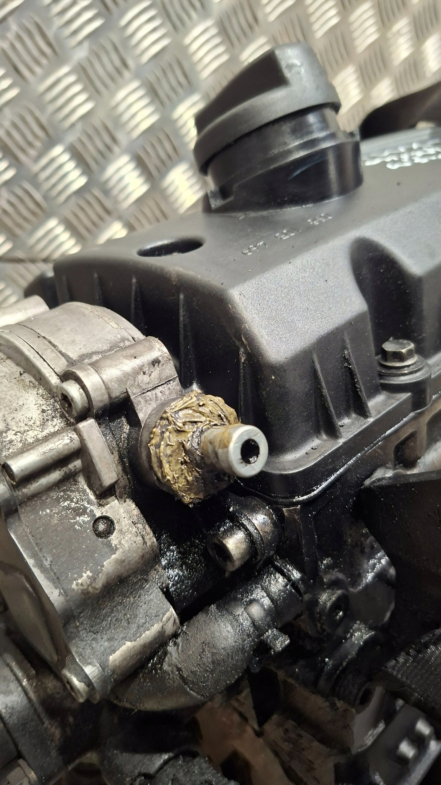 engine Z UKLADEM PALIWOWYM VW PASSAT B5 FL 1.9TDI AWX