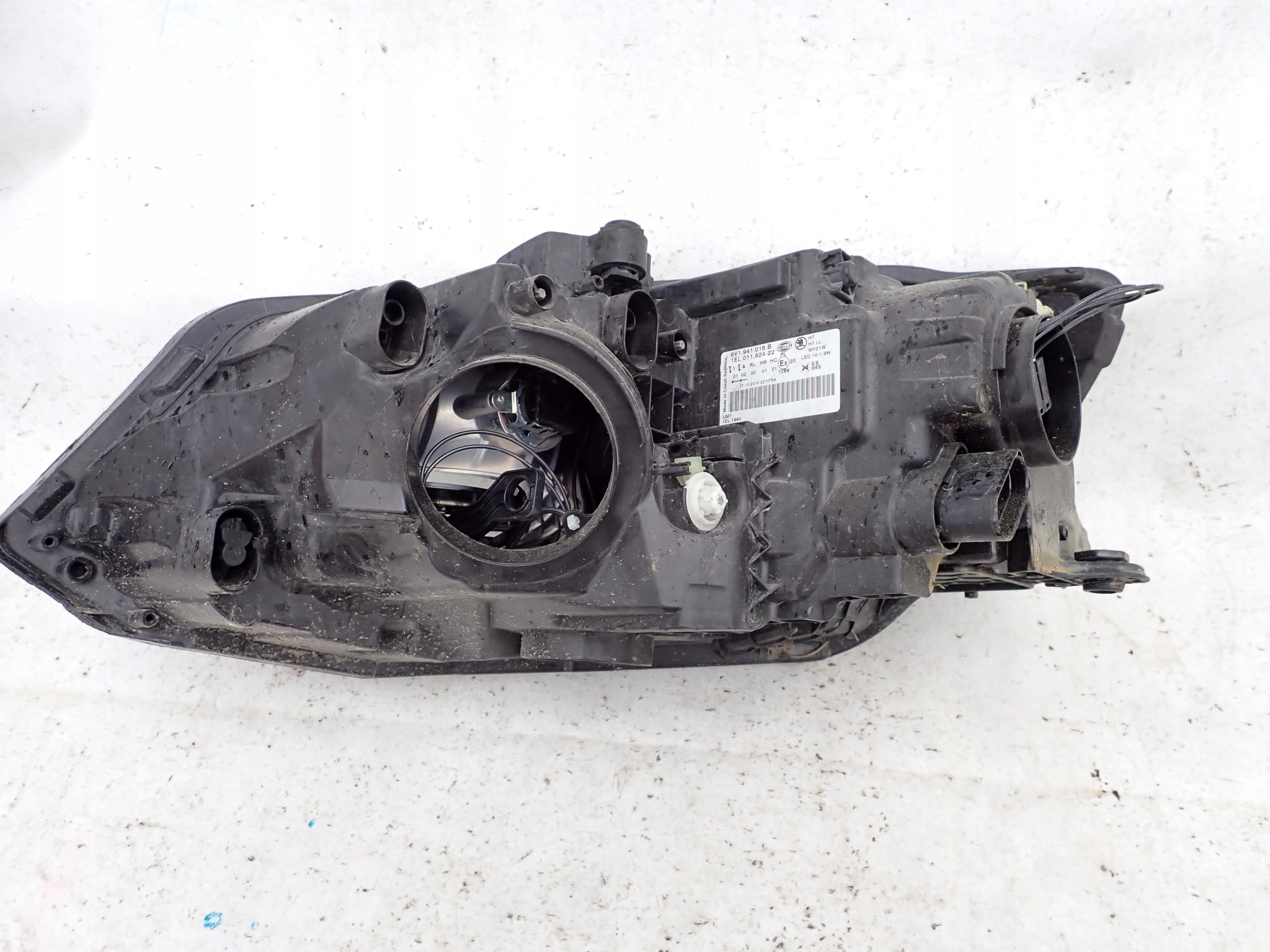 SKODA FABIA III 3 14-18 light front front right