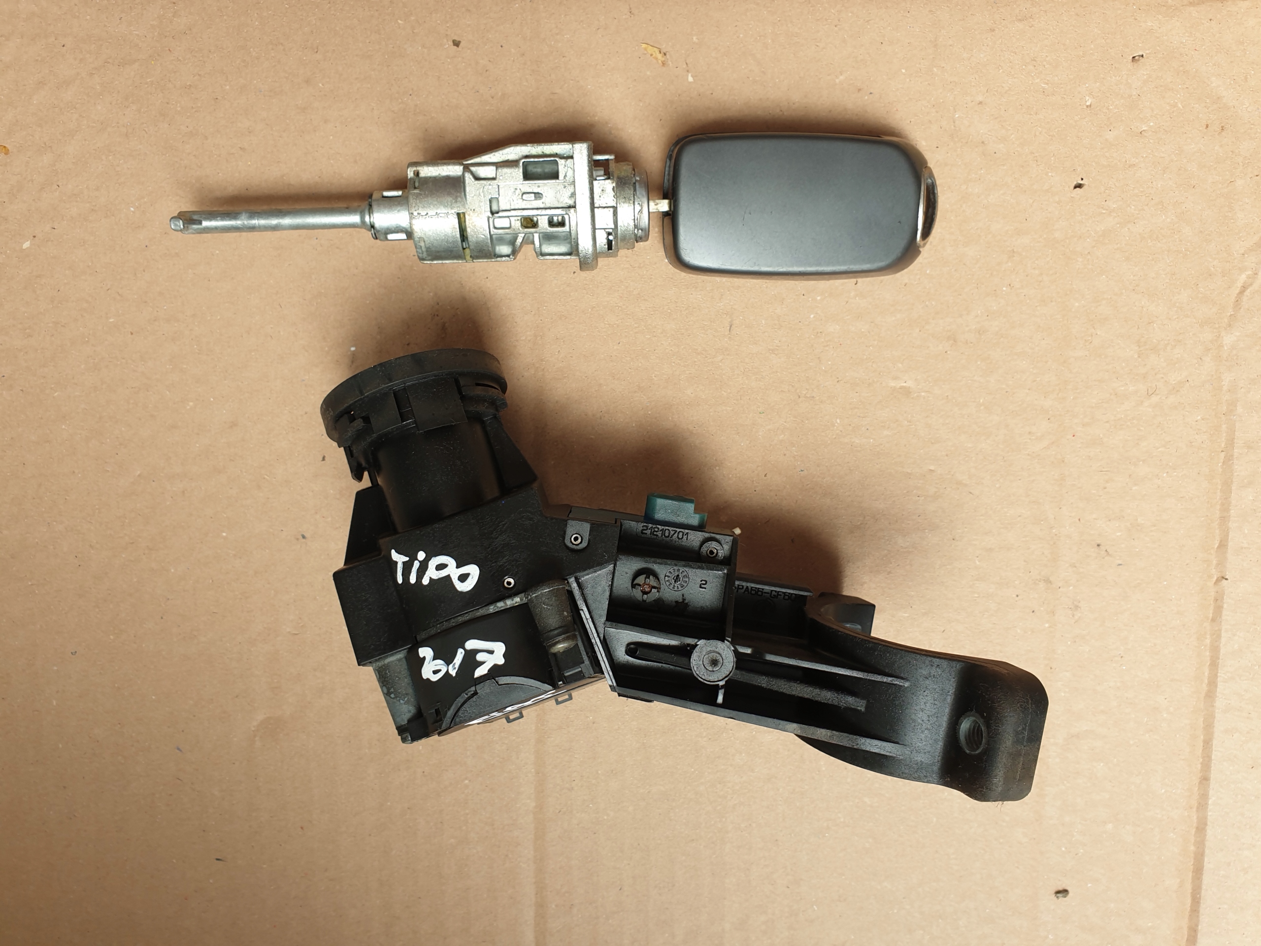 KPL lock cylinder lock ignition FIAT TIPO 2015