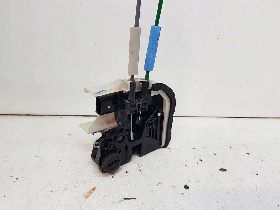 KIA PICANTO III lock door right rear part 4-PIN 2017