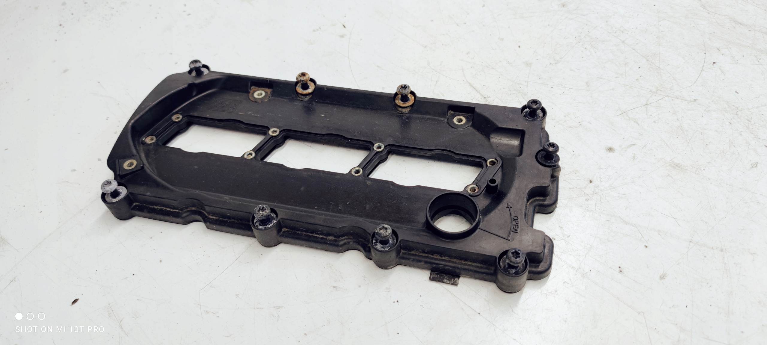 Abdeckung der Ventile AUDI VW 2.7 3.0 TDI 059103469AH