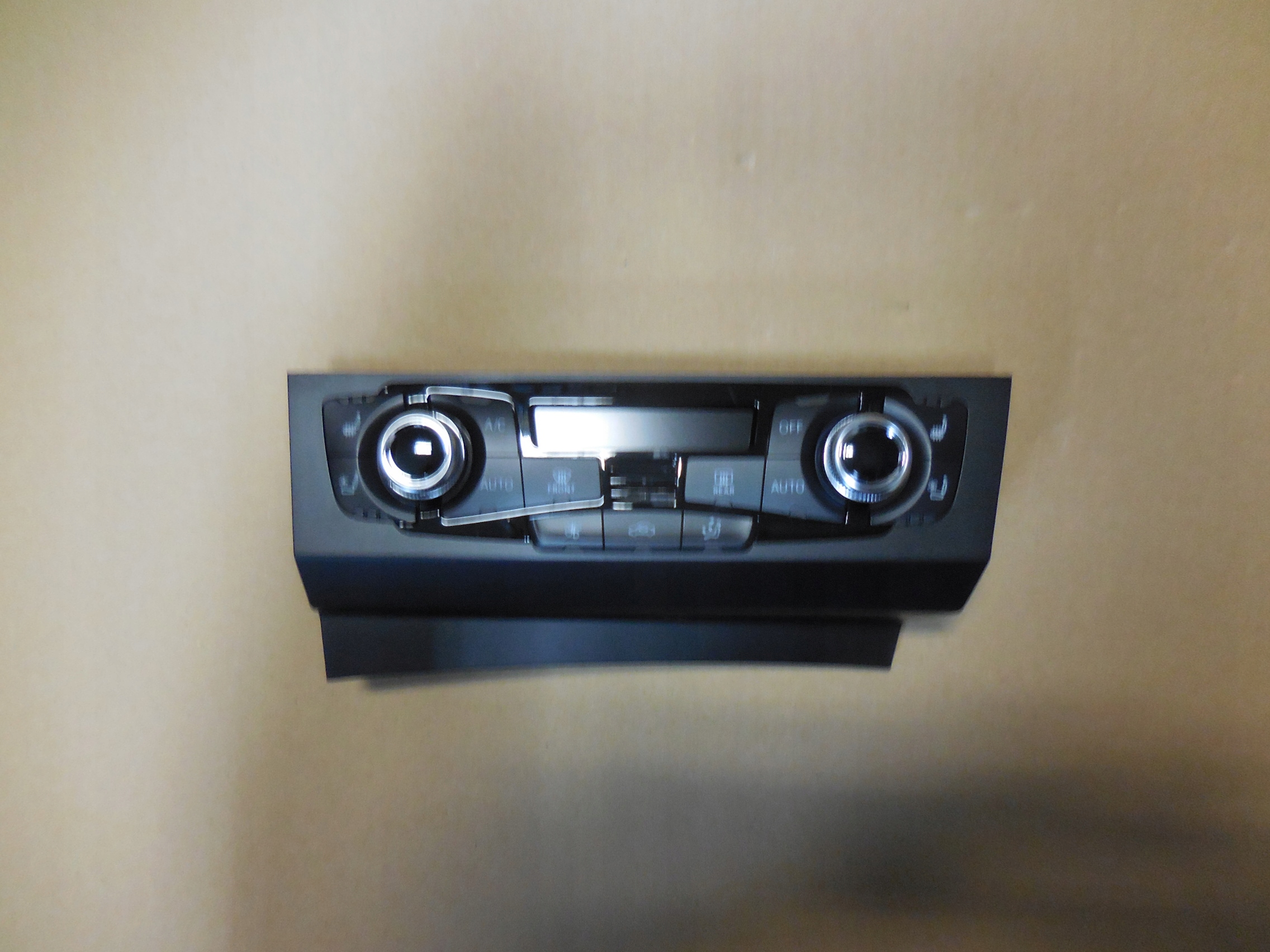 AUDI A4 A5 Q5 лифт панель кондиционера 8K1820043BC