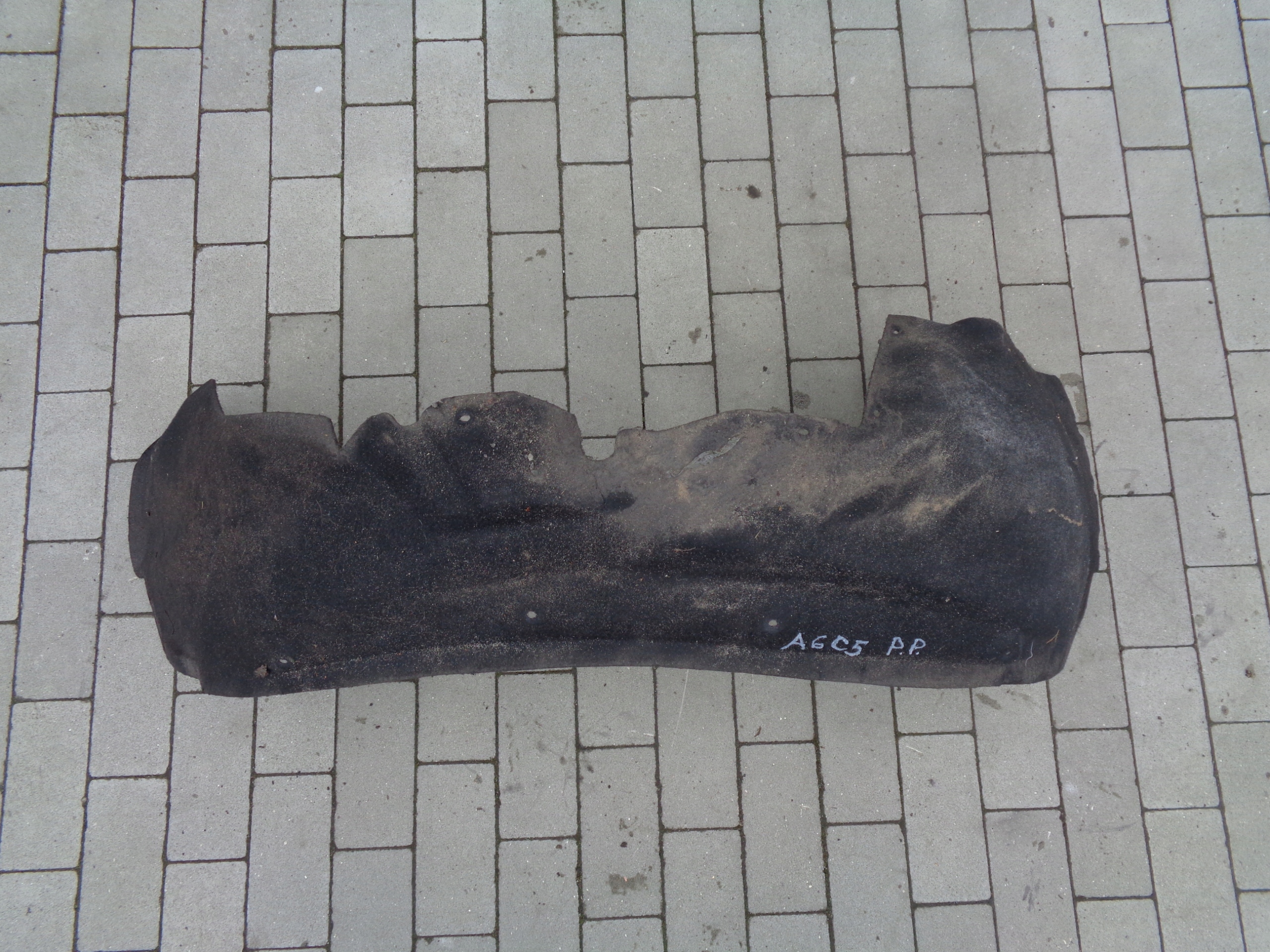 mudguard front right AUDI A6 C5 ALLROAD 4.2 V6 BAS