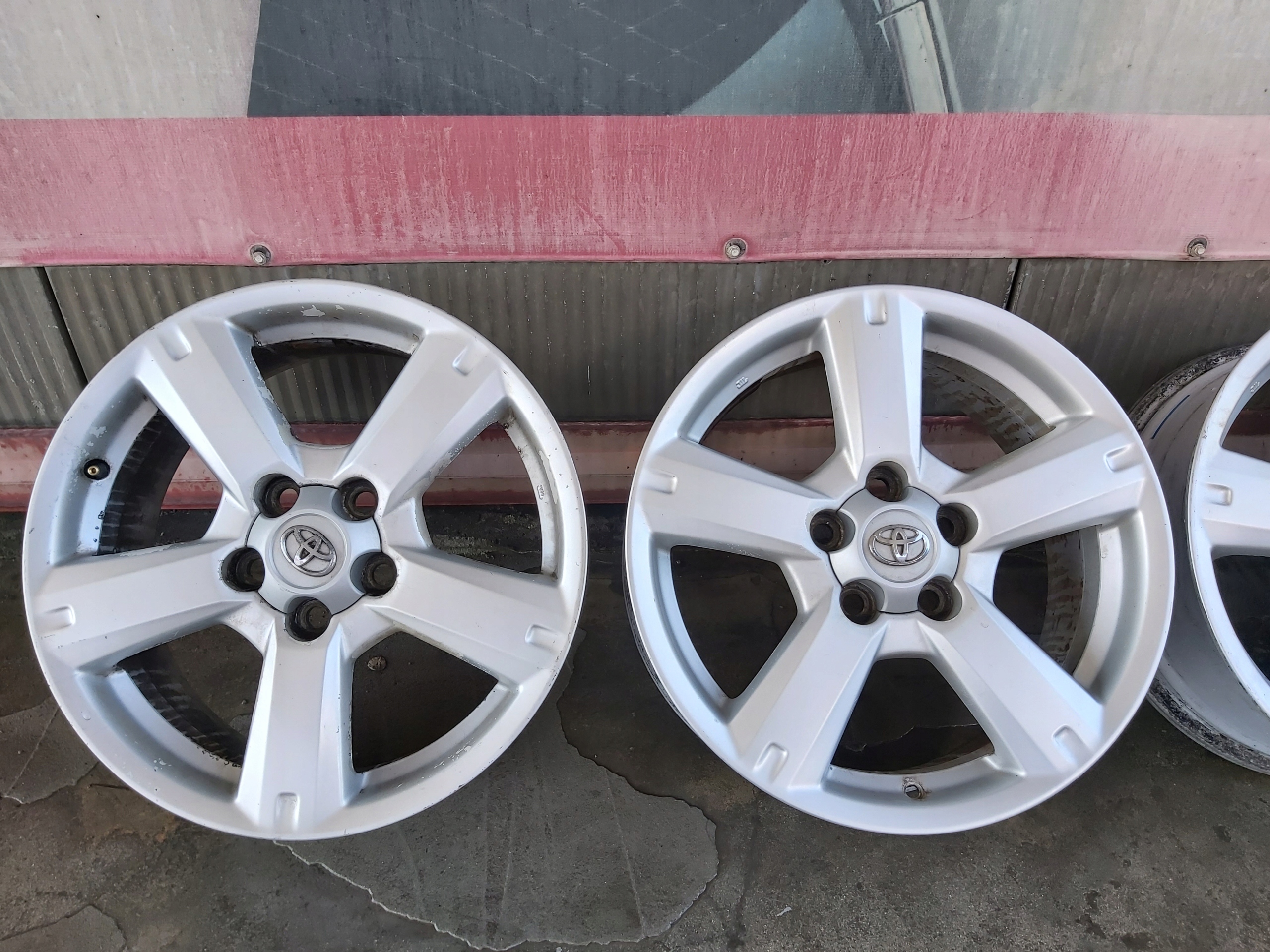 discs aluminium disc R 18 TOYOTA RAV4 III