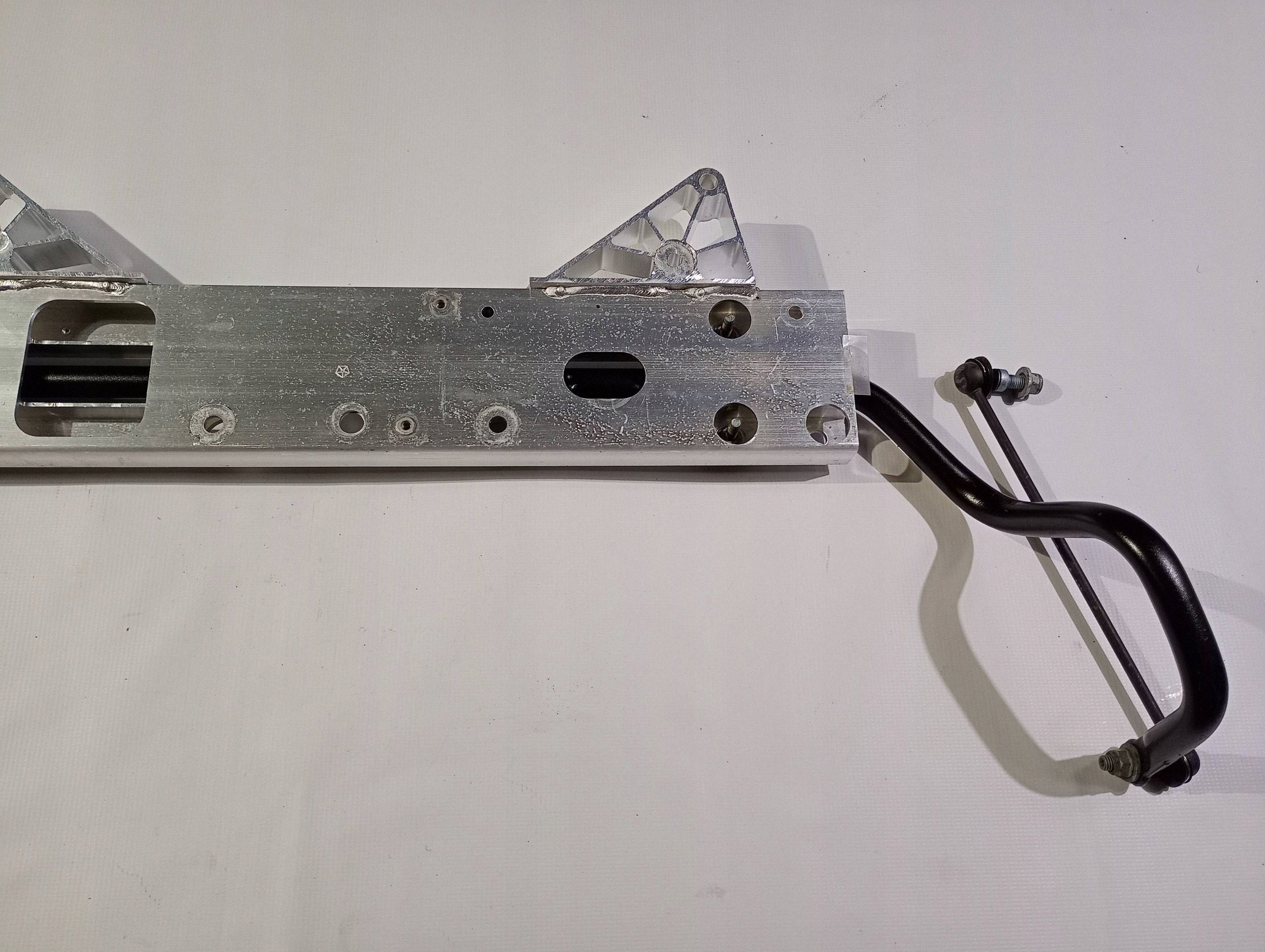 bar stabilizator front front Chrysler Pacifica 2021