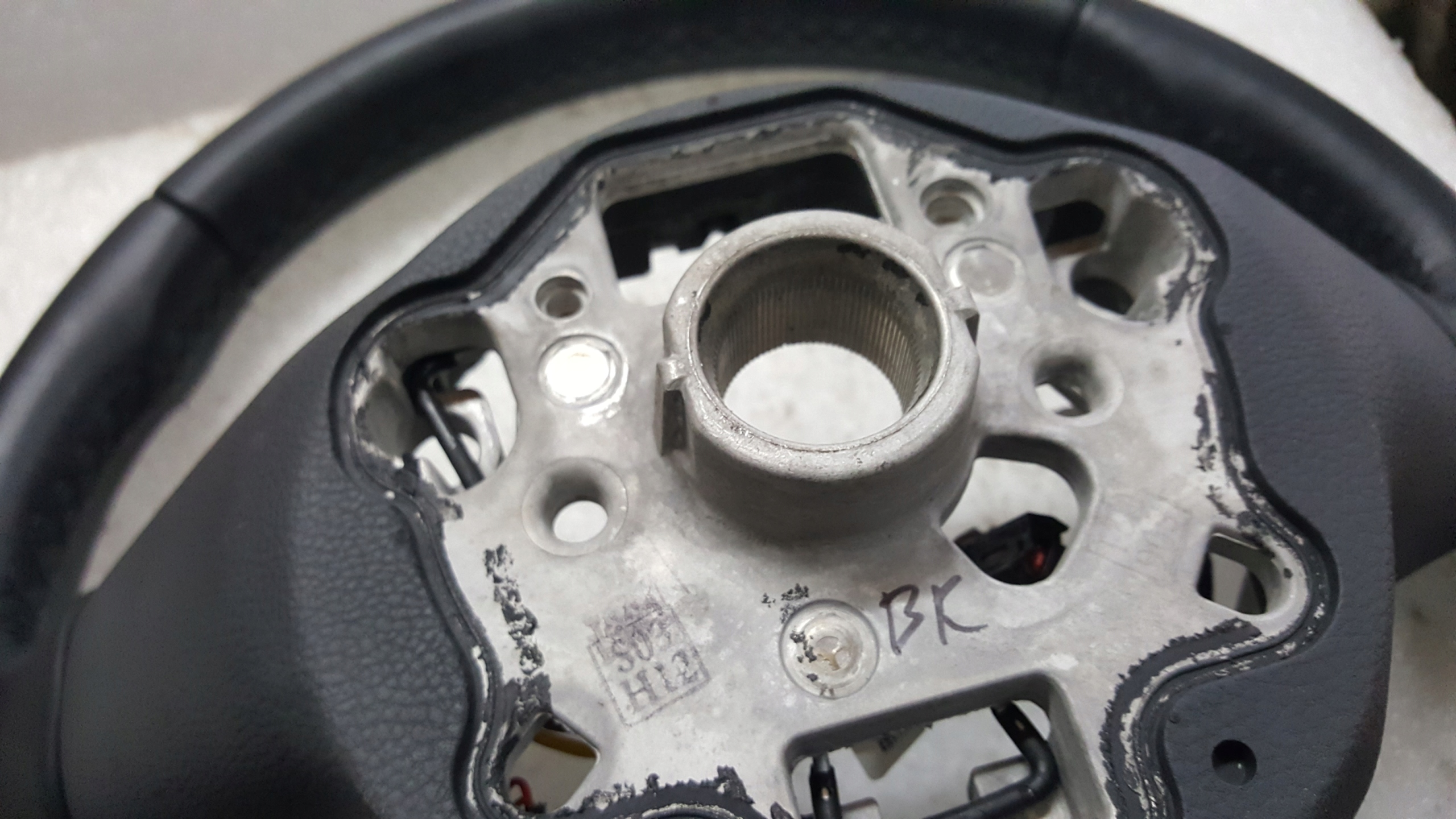 руль vw GOLF VIII 5H0959542E