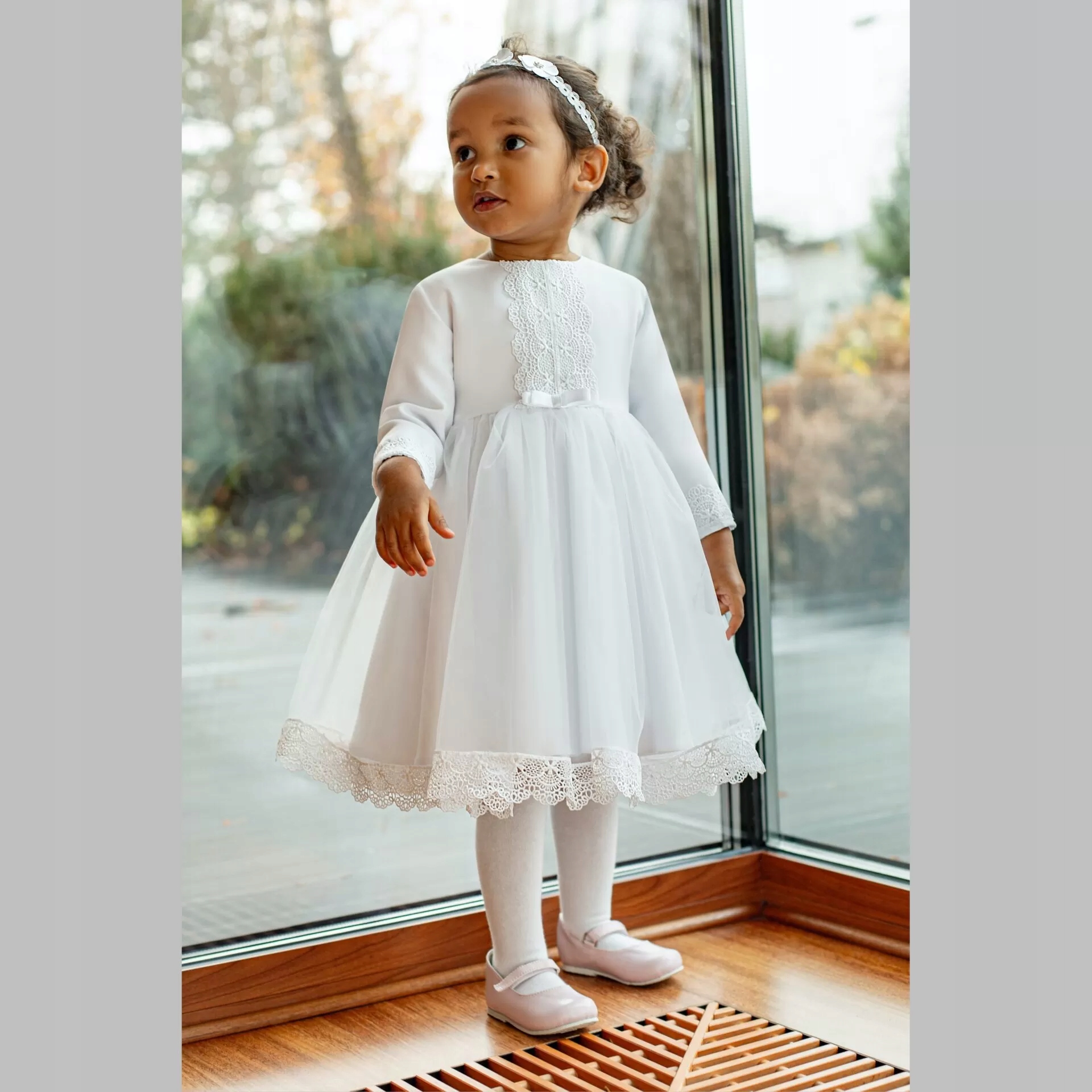 SUKIENKA ANNA BIAŁA Z DŁUGIM RĘKAWEM - 80