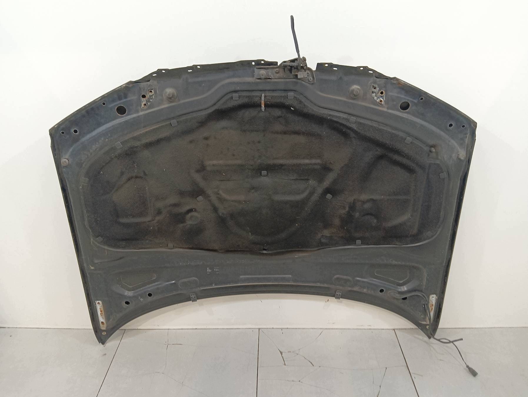 cofano anteriore nero Skoda Superb e (2001-2008)