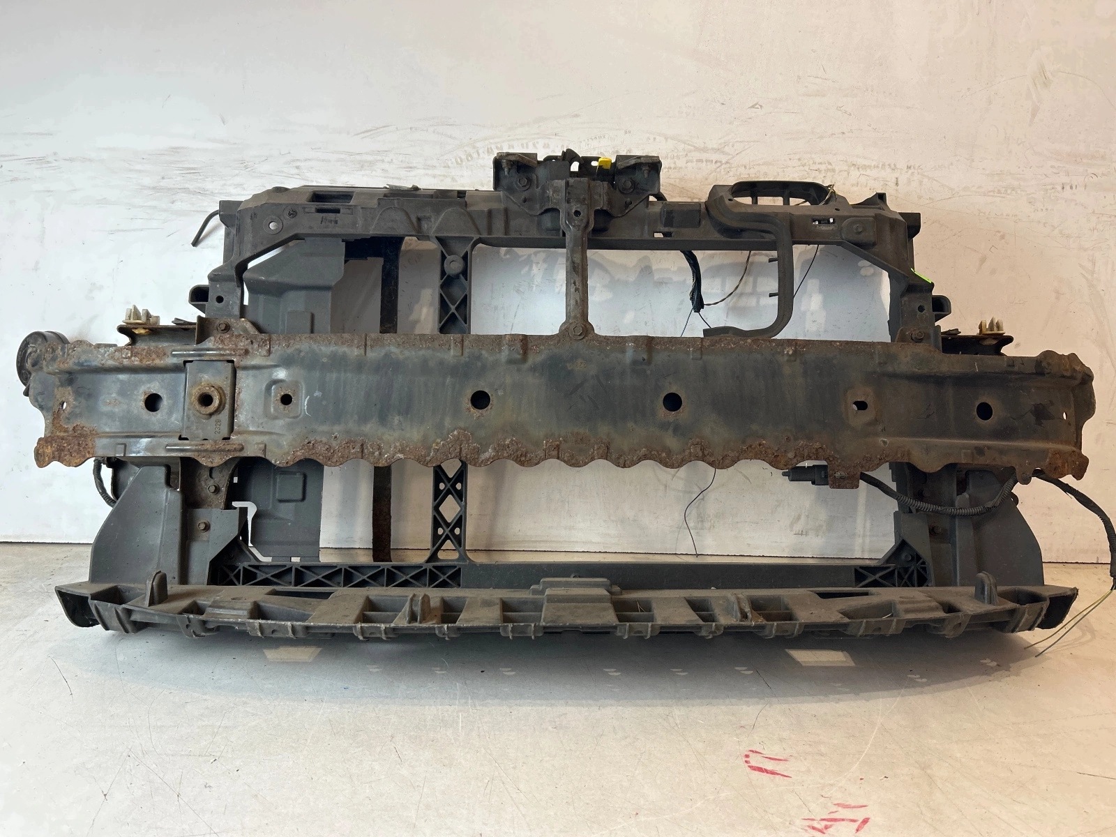 support panel for radiators pillar sider Ford Fiesta Mk7 1.4 petrol