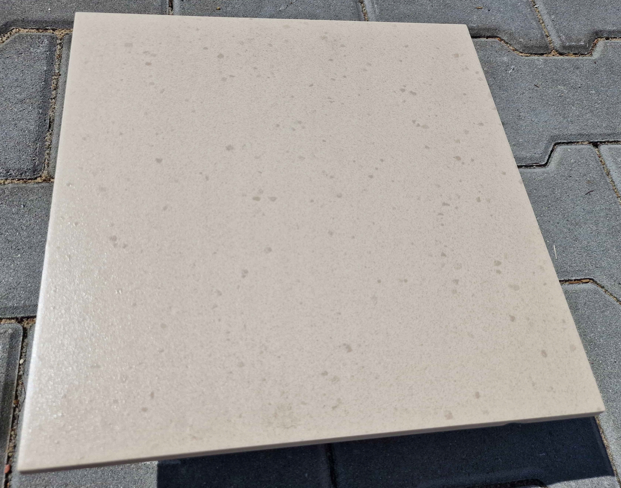 Gres Techniczny kolor beżowy gruby nowa gala Qz01 30x30 12mm GAT I Długość (cm) 30