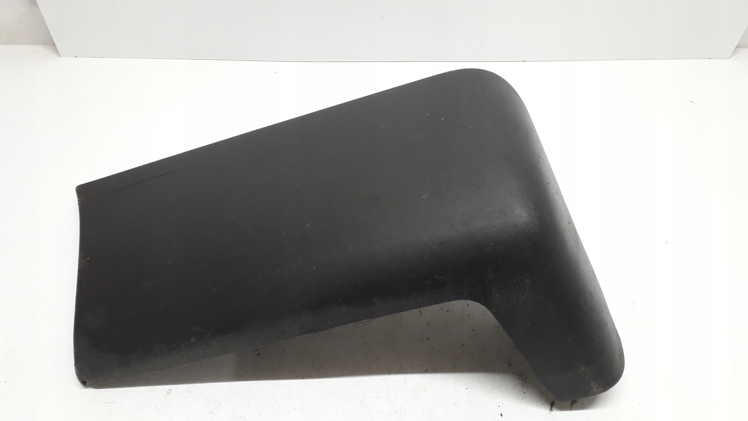 FORD TRANSIT 00-13 NAROŻNIK LEWY TYLNY YC15-17927