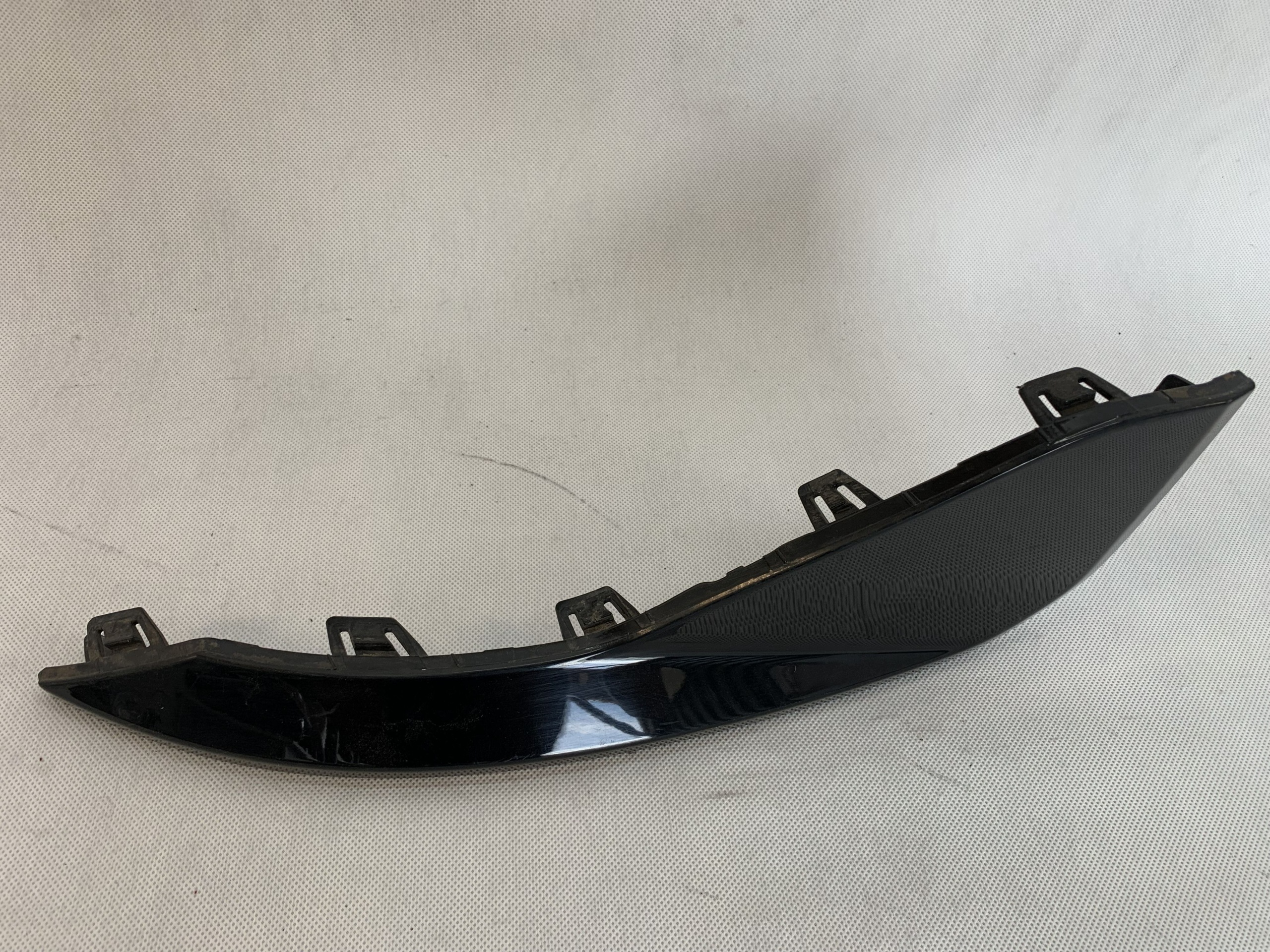 corner moulding left rear bumper Lynk&Co 01 21r 8890498746 05.26