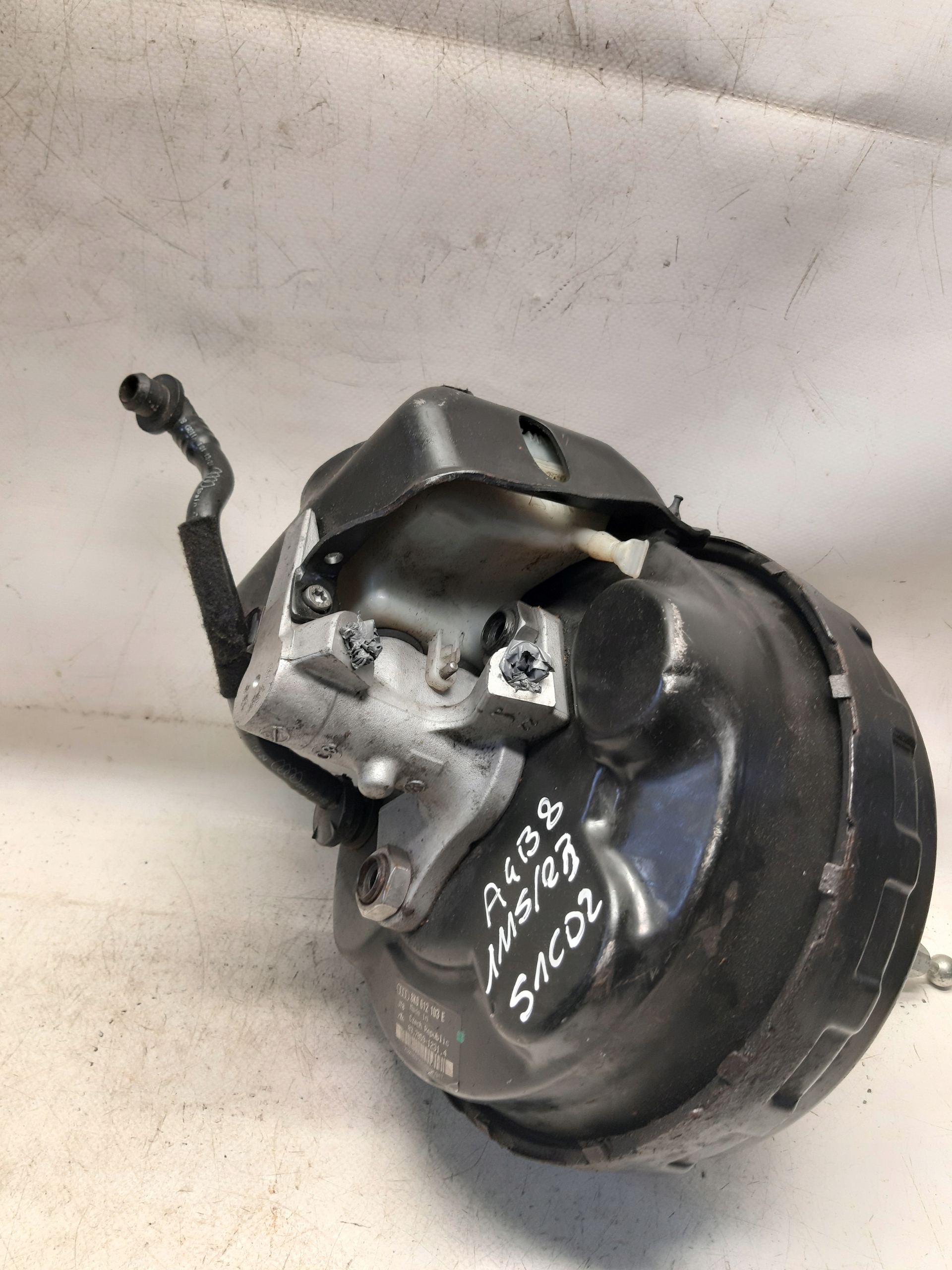 Audi A4 B8 Servofreno servo serbatoio LIQUIDO