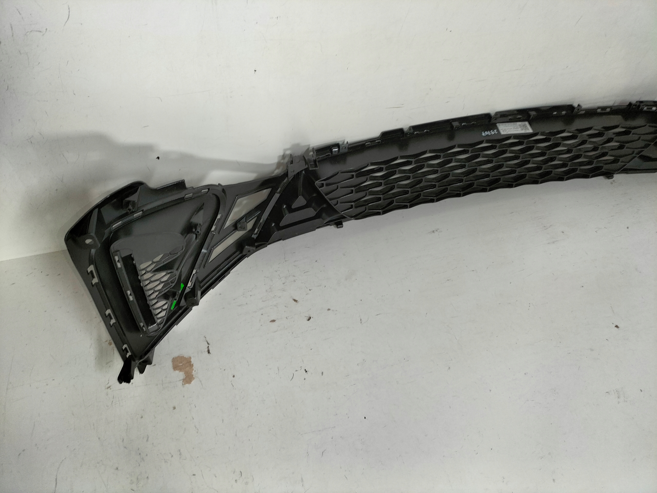 GRILL LÜFTUNGSGITTER DER STOSSSTANGE KIA CEED III 18- GT-LINE