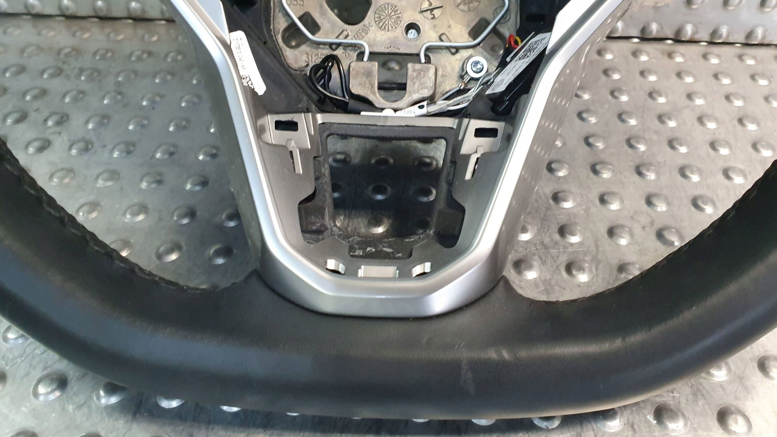 steering wheel, VW GOLF VIII with shifting leather MULTIFUNKCJA DOTYK 19- 5H0419089