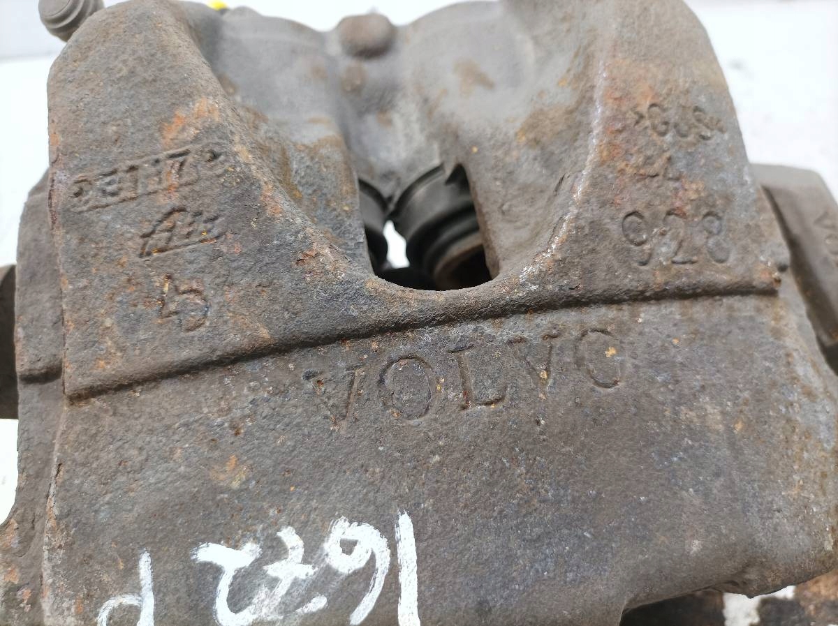 caliper brake right front 3.2 B Volvo XC 90 and (2002-2014)