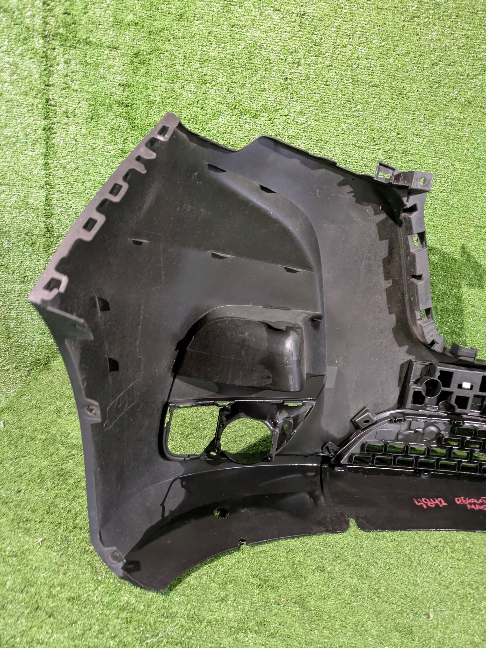 Frontstoßstange vorne RENAULT MASTER IV 19- NR.4842