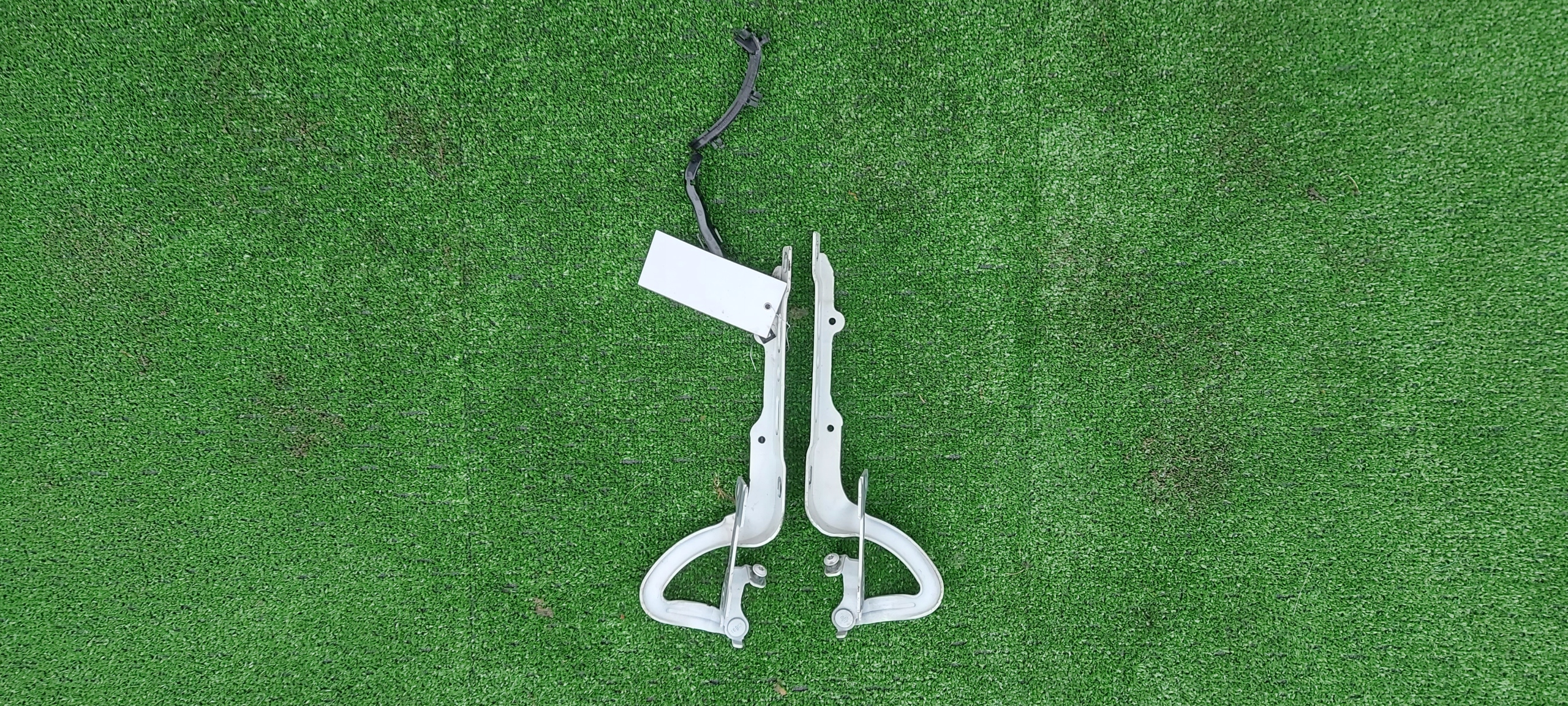 Cerniere cofano PEUGEOT 208 12-19 LAK: EWP