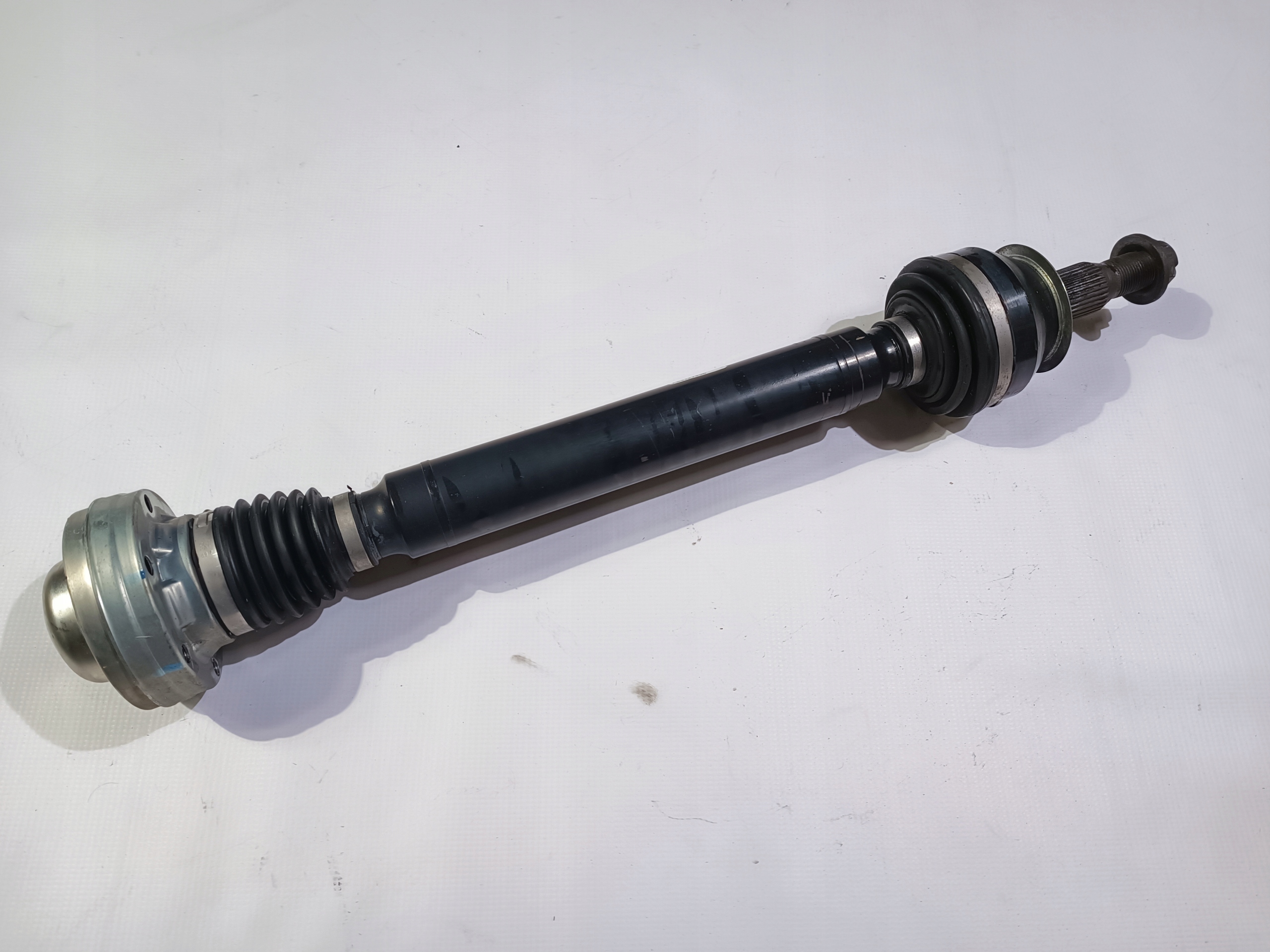 semi-axis left Chevrolet Camaro SS 6.2 2016